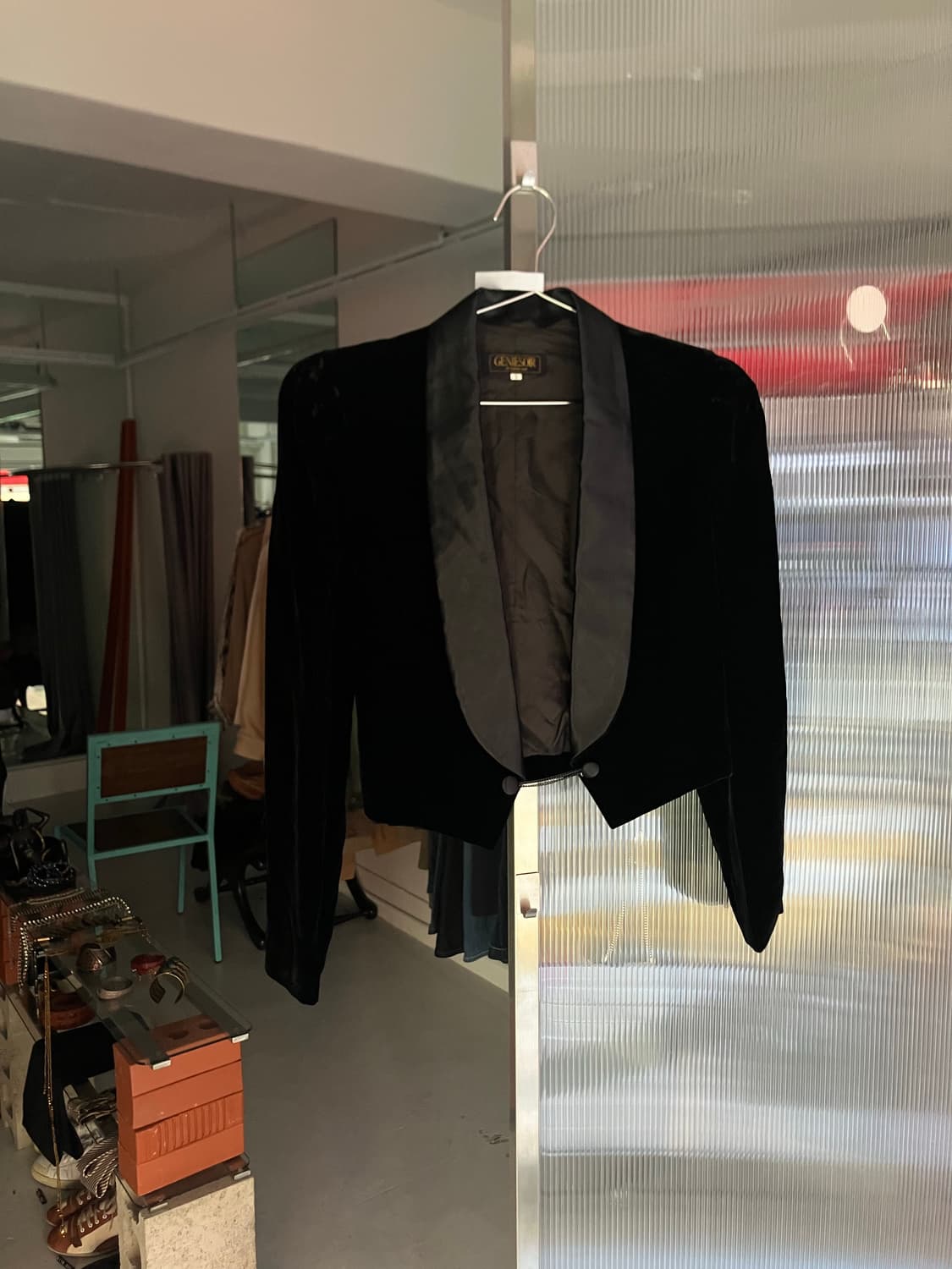 벨벳 크롭 자켓 상품이미지1