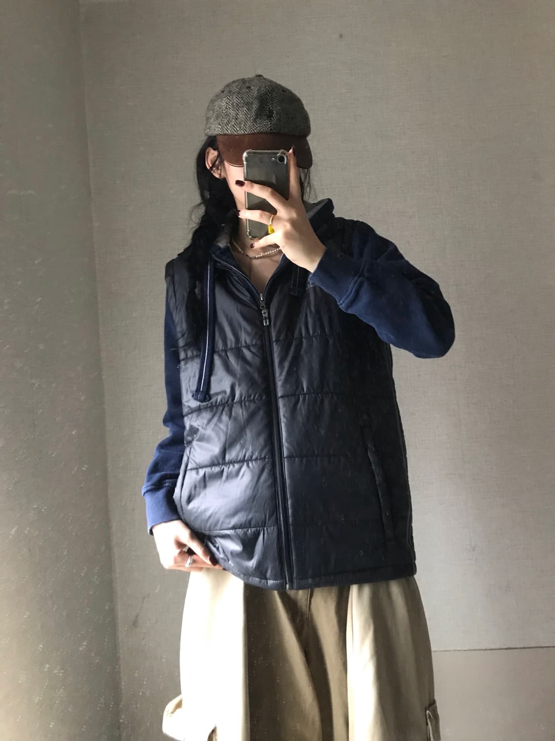 아디다스 블랙 그레이 패딩조끼 상품이미지4
