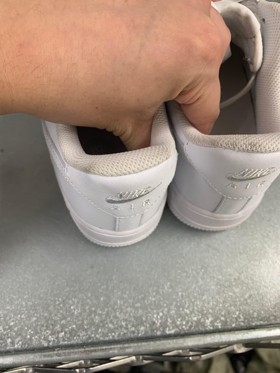 나이키 에어포스 1 로우 화이트 250 상품이미지4