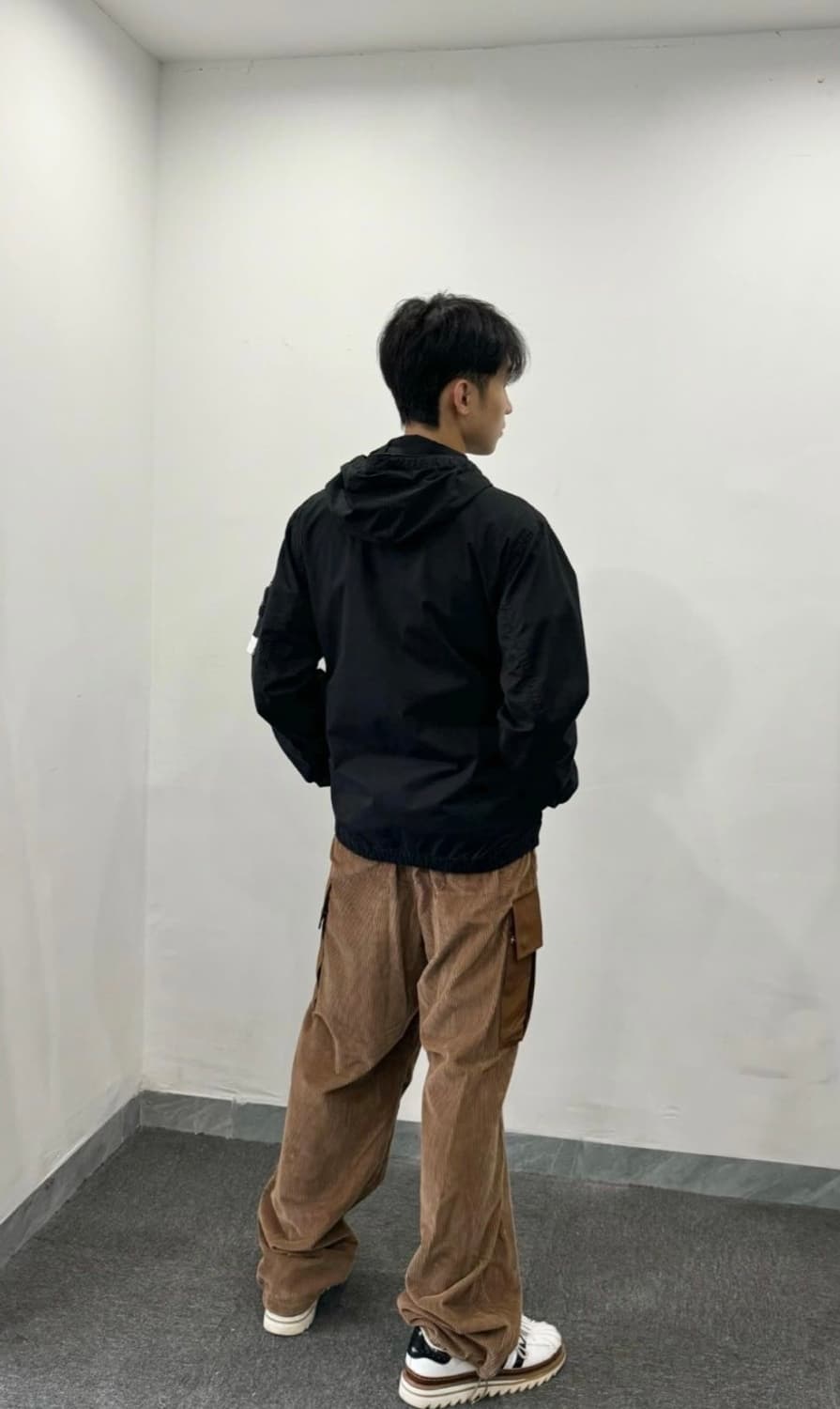 [New] Moncler Coduroy Cargo pants 48 상품이미지2