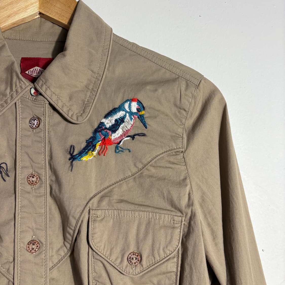 오릴리 자수 포인트 웨스턴 베이지 셔츠 (무료배송) 상품이미지3