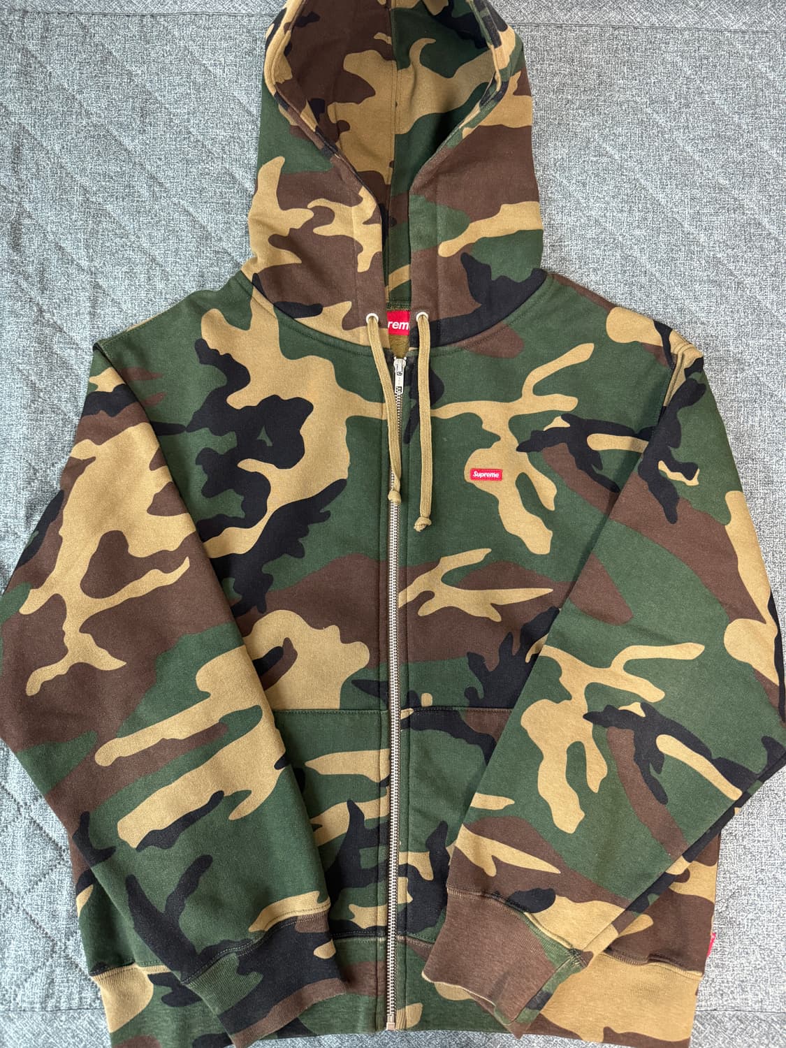 슈프림 스몰 박스 카모 후드집업 S사이즈 상품이미지1