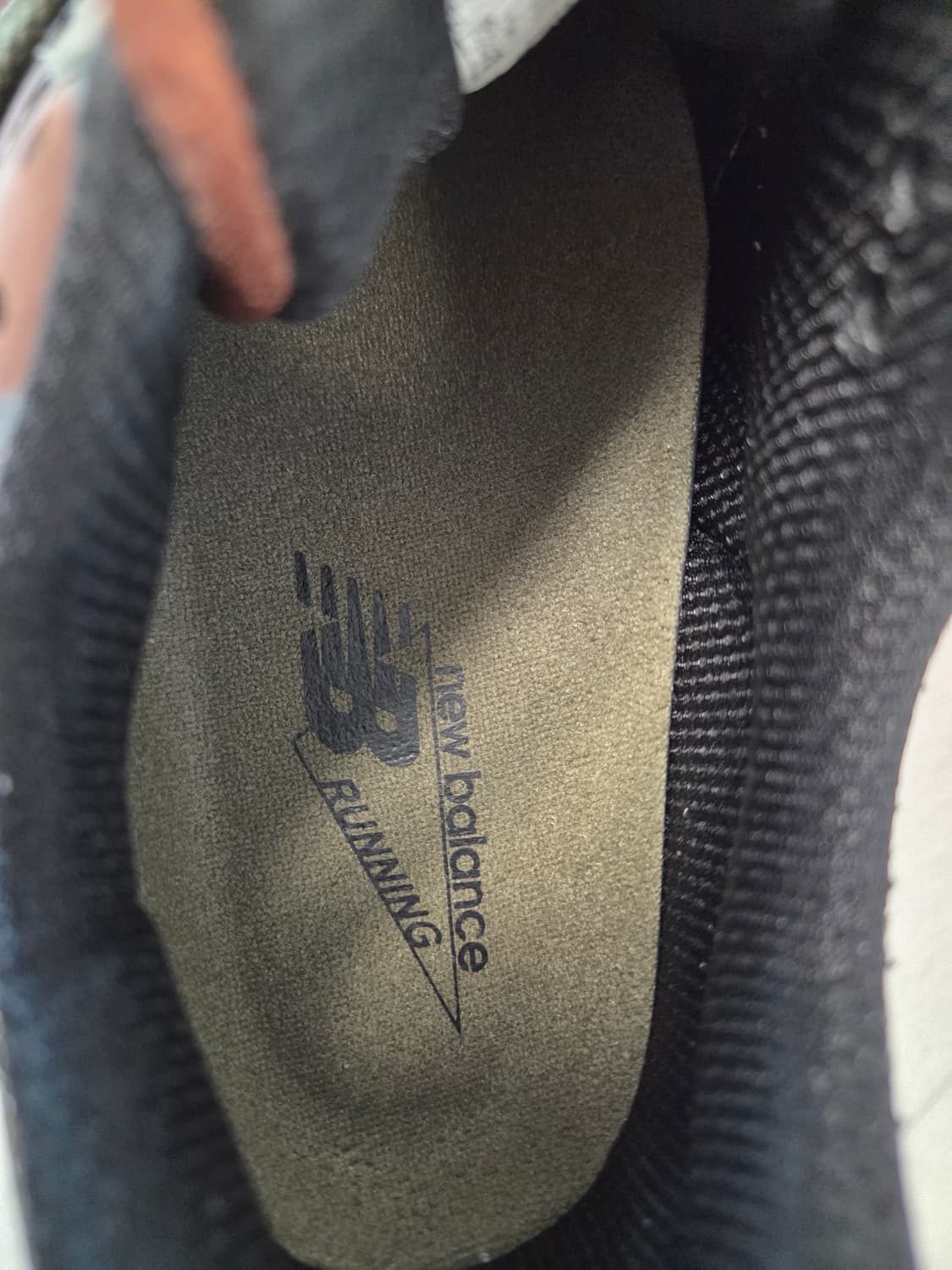 뉴발란스 990v6 다크 카모 리치 오크 상품이미지4