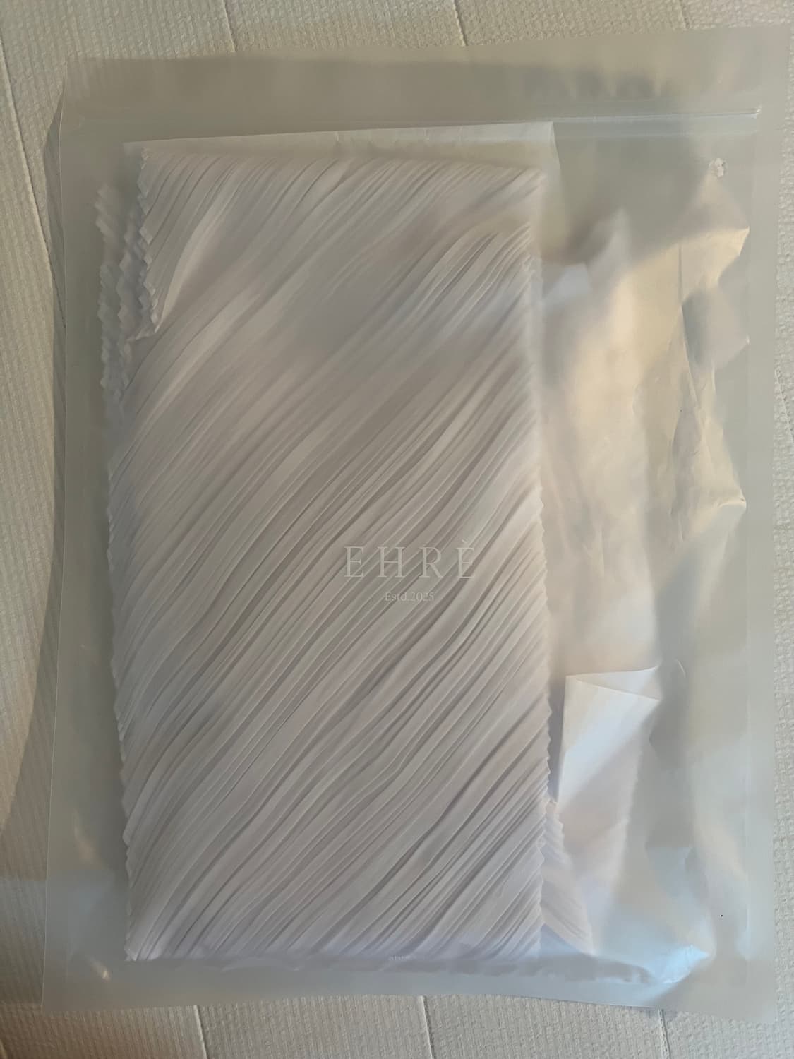 Ehre 플리츠 스카프 화이트 상품이미지3