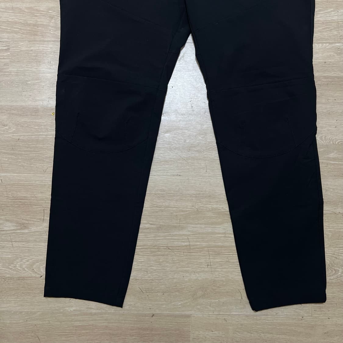 데상트 사이클링 스피릿 마크 로고 트레이닝 트랙팬츠 [블랙] 36 상품이미지3