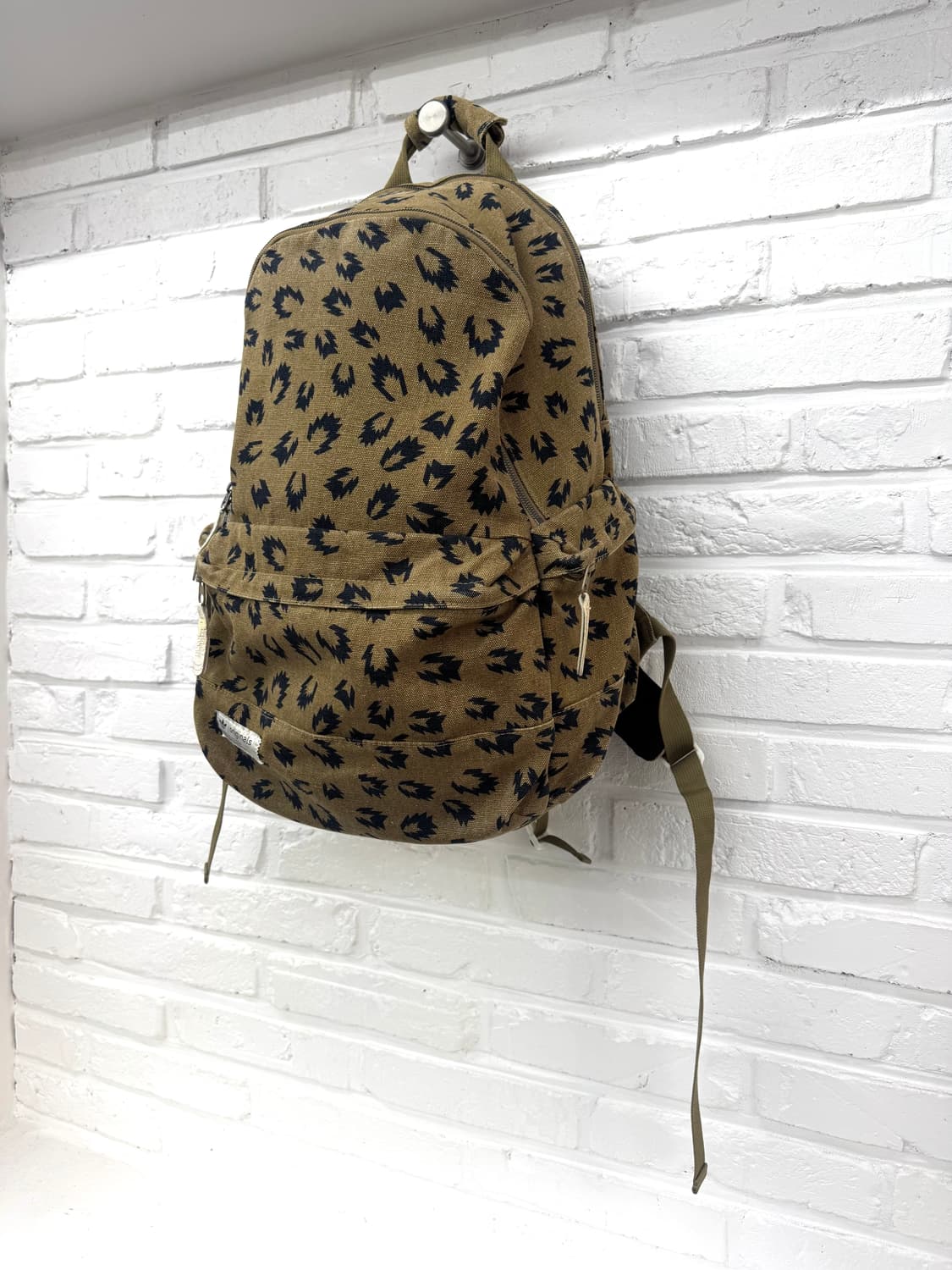 아디다스 오리지널스 브라운 패턴 백팩 상품이미지4