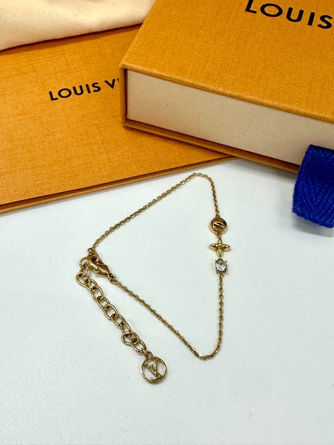[정품] 루이비통 LV 쁘띠팔찌 상품이미지4