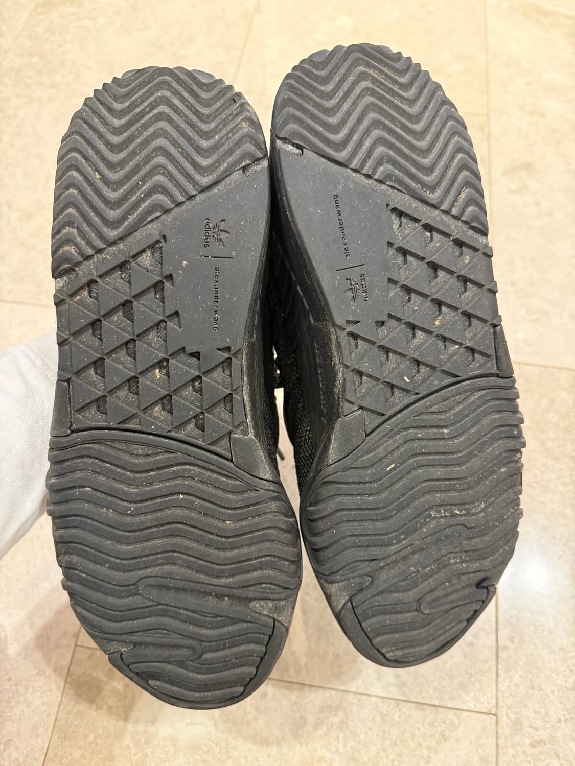 아디다스 알렉산더왕 콜라보 280사이즈 상품이미지4