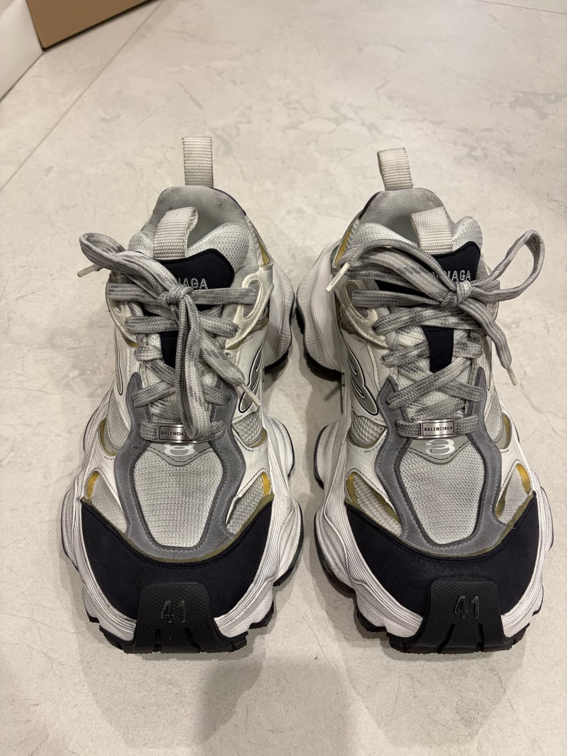 발렌시아가 카고 스니커즈 화이트 그레이 41 상품이미지1