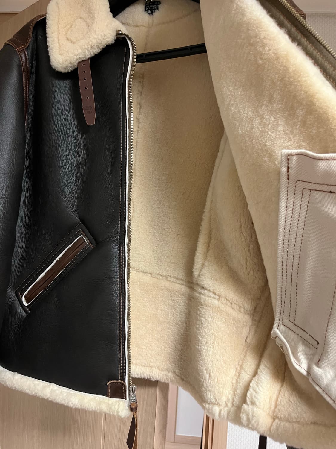 에어로레더 B-6 46사이즈 블랙 무스탕 판매 (48 교환) 상품이미지2