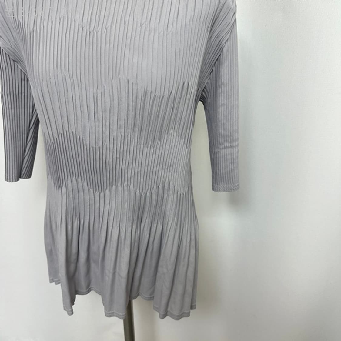 플리츠미 여자 주름 스판 티셔츠 FREE 상품이미지3