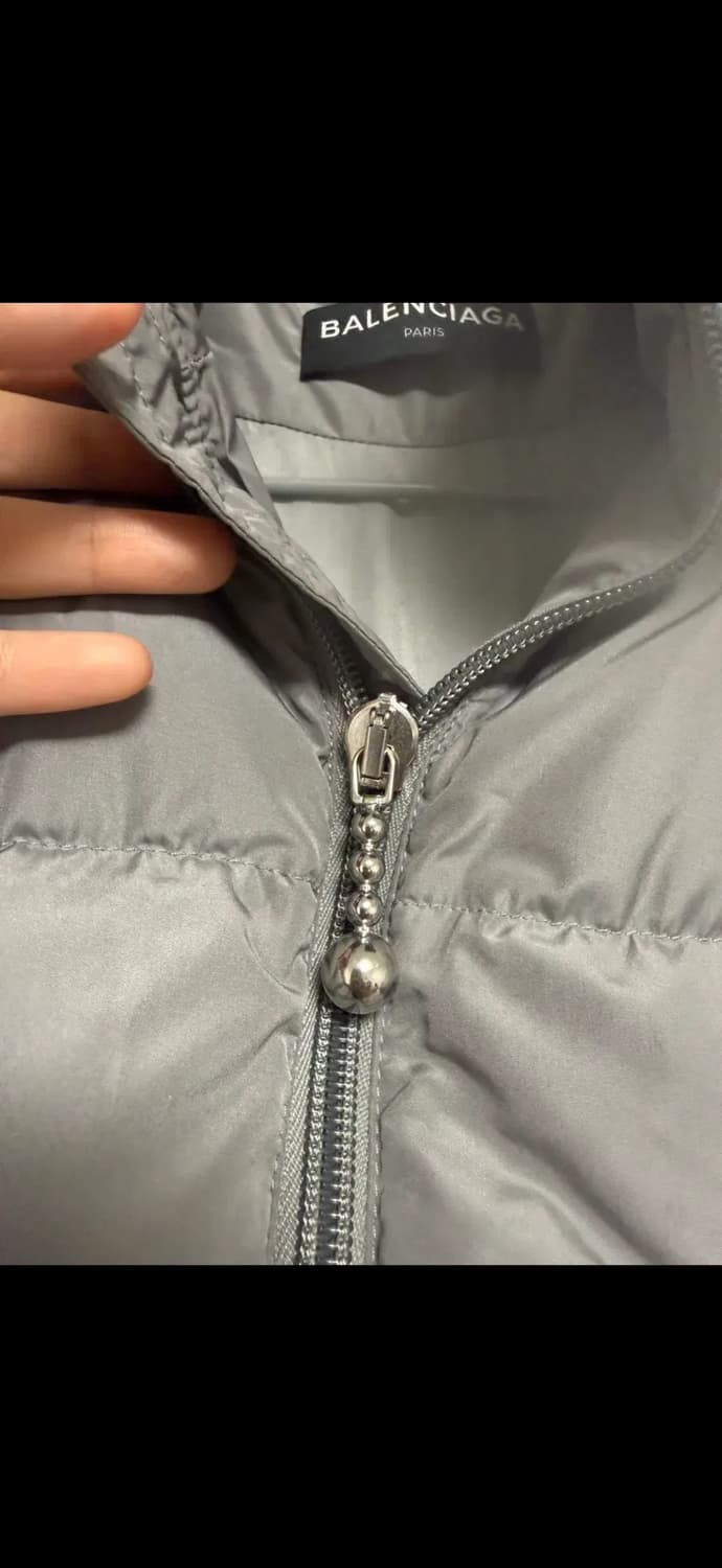 발렌시아가 c shape puffer 패딩 og 52 상품이미지3