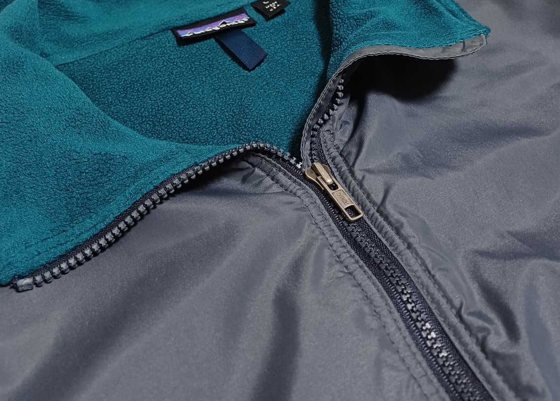 🇺🇸 파타고니아 쉘드 신칠라 봄버 자켓 - 그레이 상품이미지4