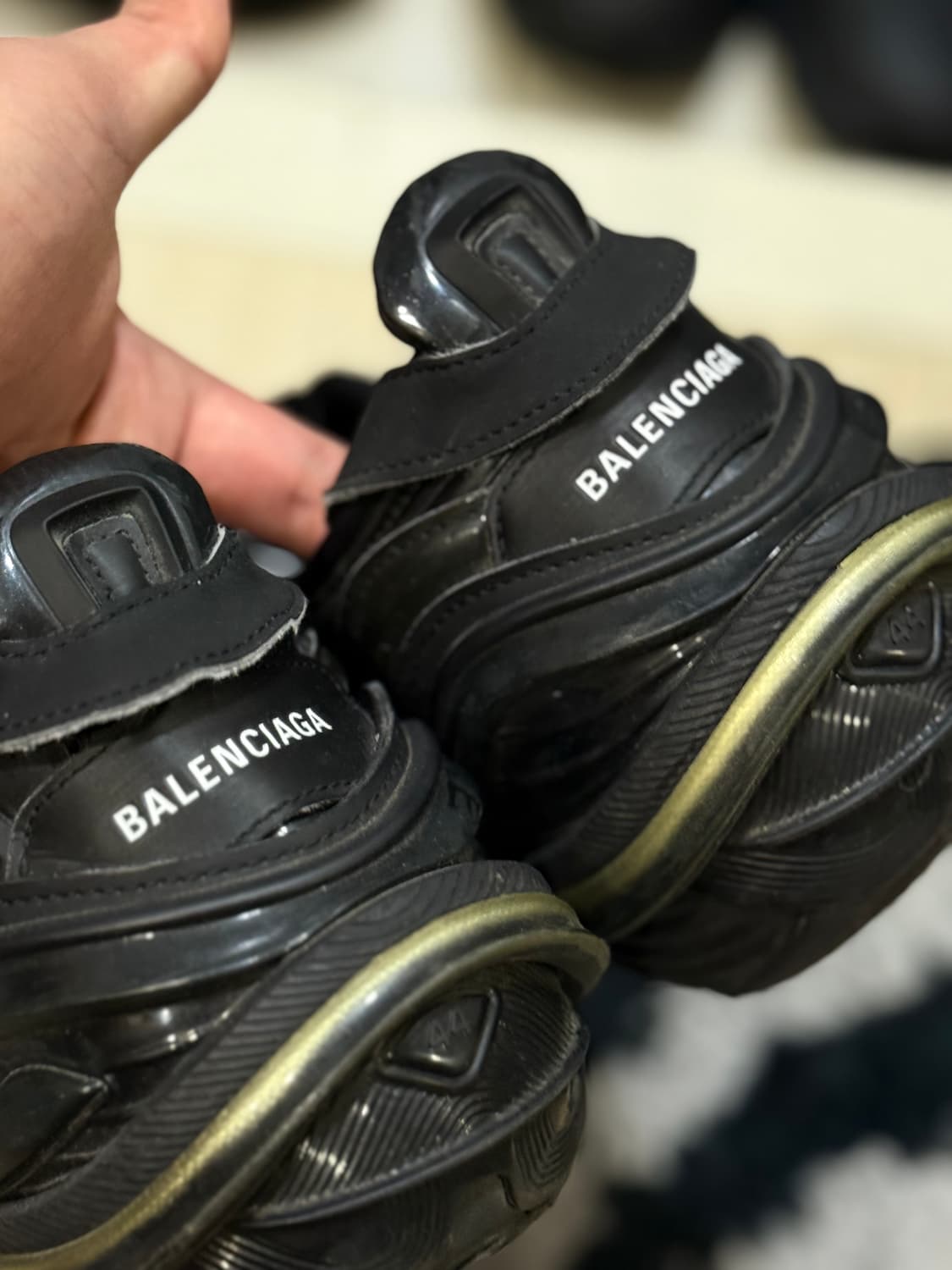 [44]발렌시아가 타이렉스 상품이미지5