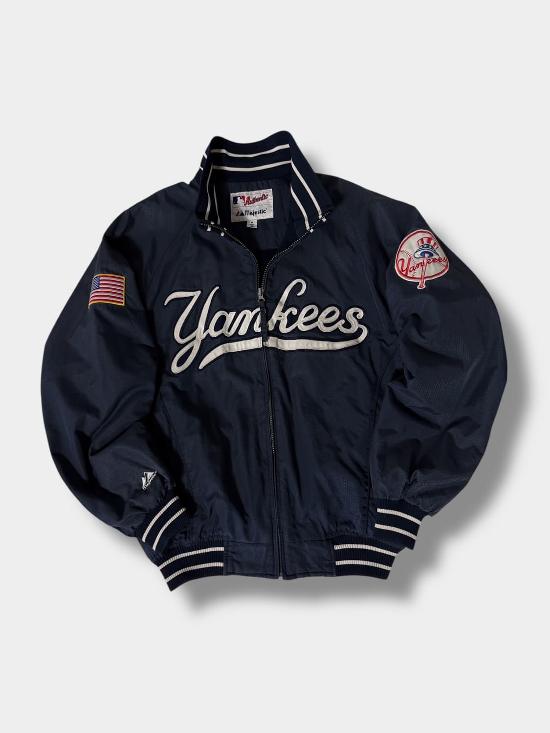마제스틱 오버핏 90‘s 뉴욕양키즈 베이스볼 봄버 자켓 상품이미지2