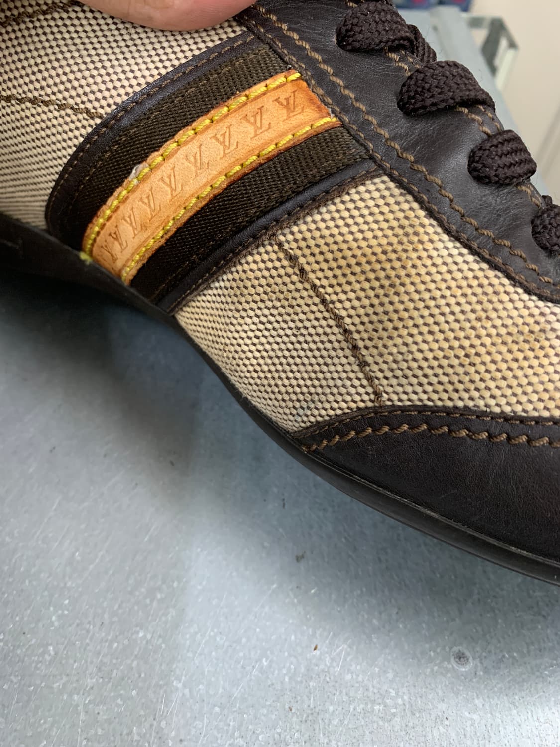 루이비통 스니커즈 7.5(265) 상품이미지4