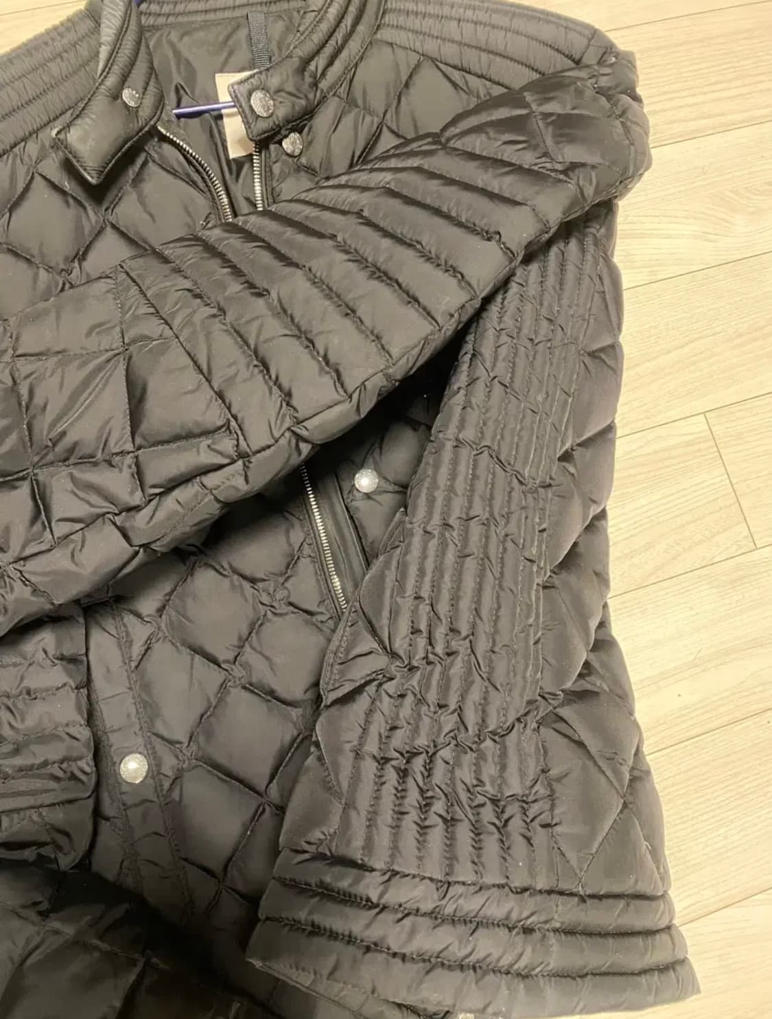 몽클레르 벌피 숏 다운자켓 상품이미지7