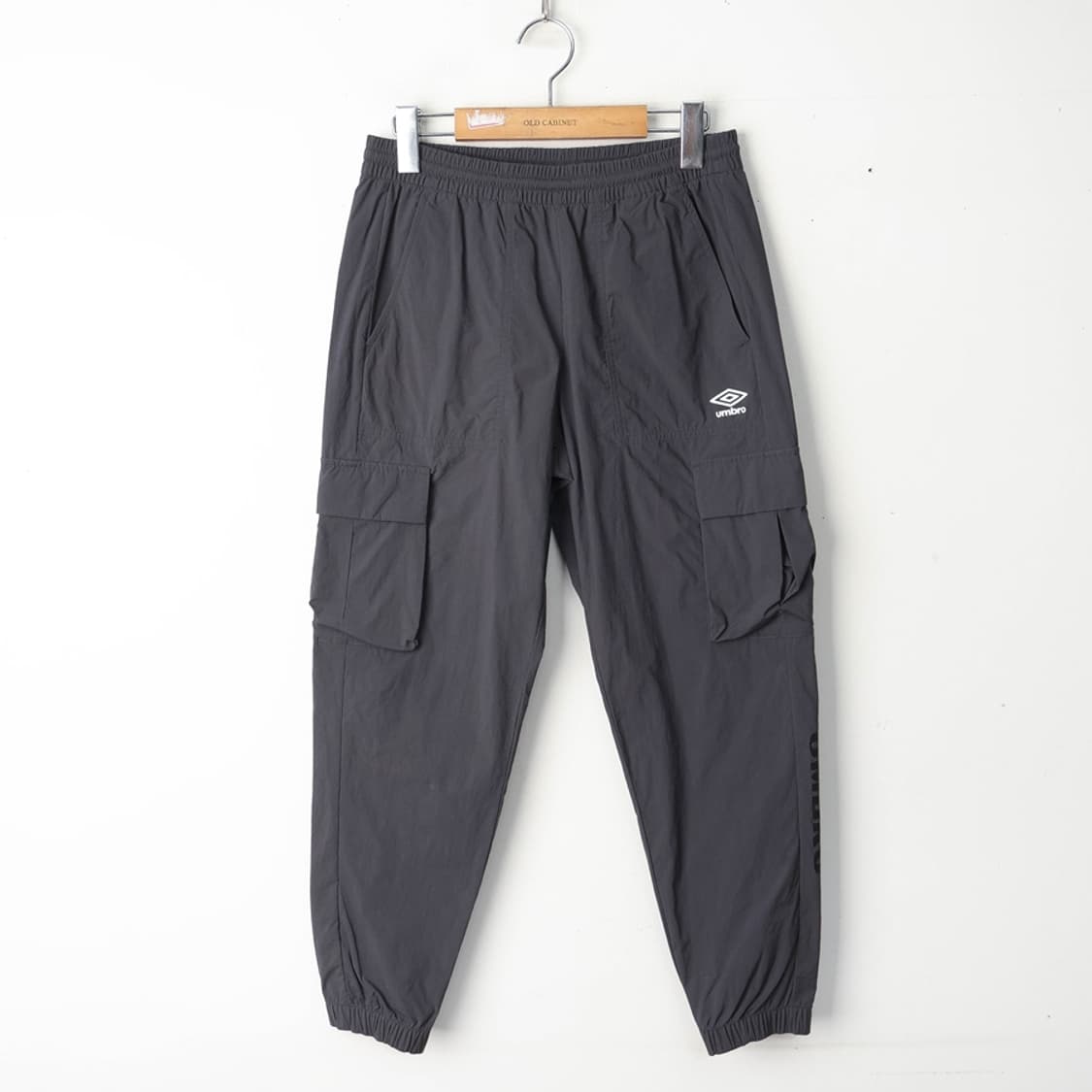 25/엄브로 공용 카고 팬츠 상품이미지1