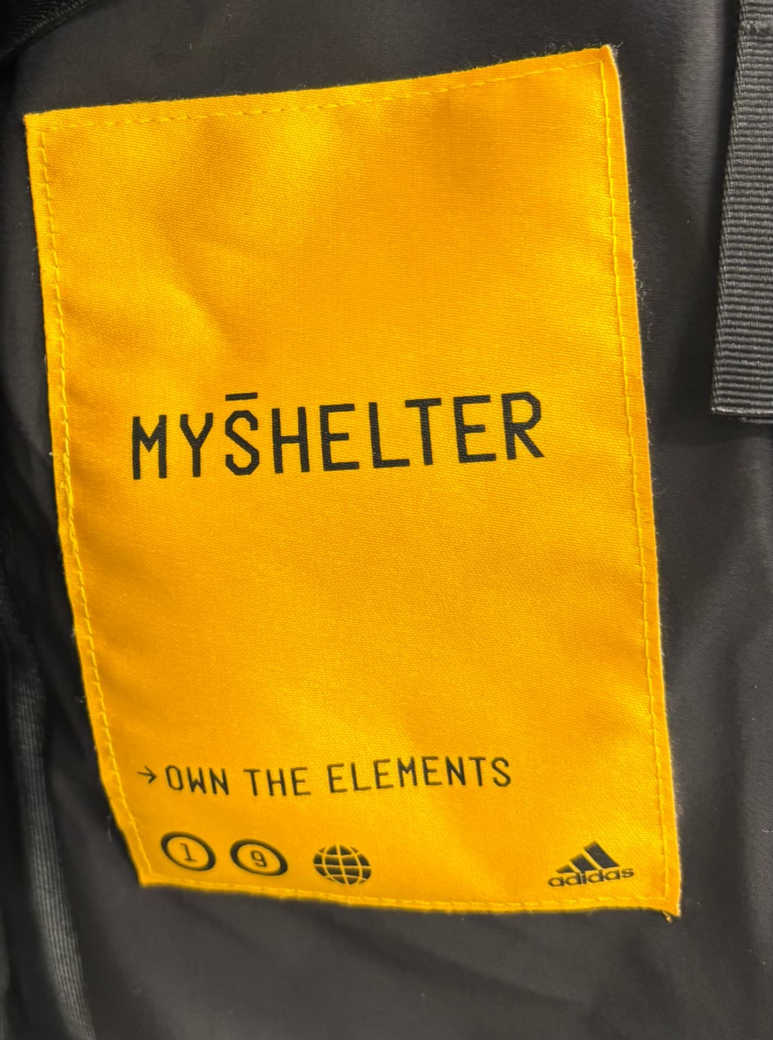 아디다스(Adidas) 마이쉘터 3-in-1 레인 자켓 & 패딩 베스트 상품이미지7