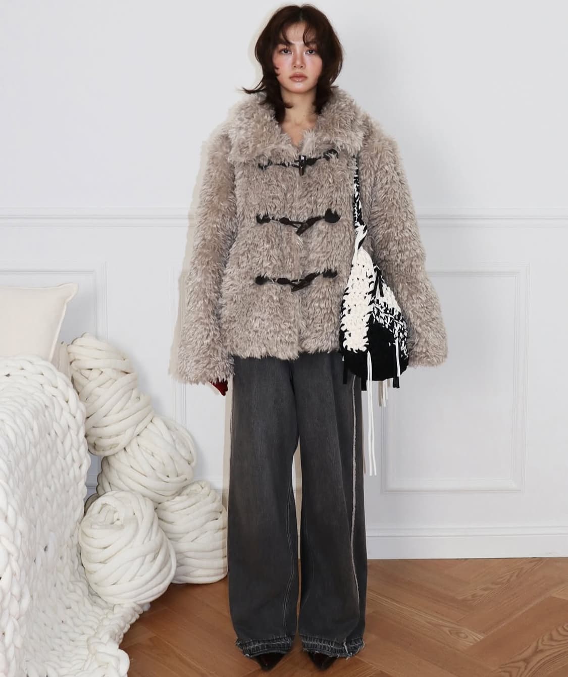 민더리 COZY TOGGLE FUR JACKET (GREY) 상품이미지2