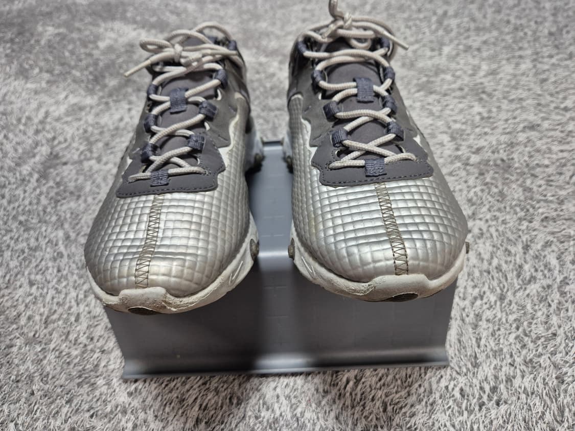 나이키 리액트 엘리먼트 55 실버 275 상품이미지3