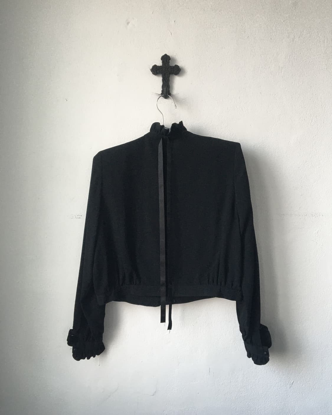 Pleats high neck blouse 상품이미지2