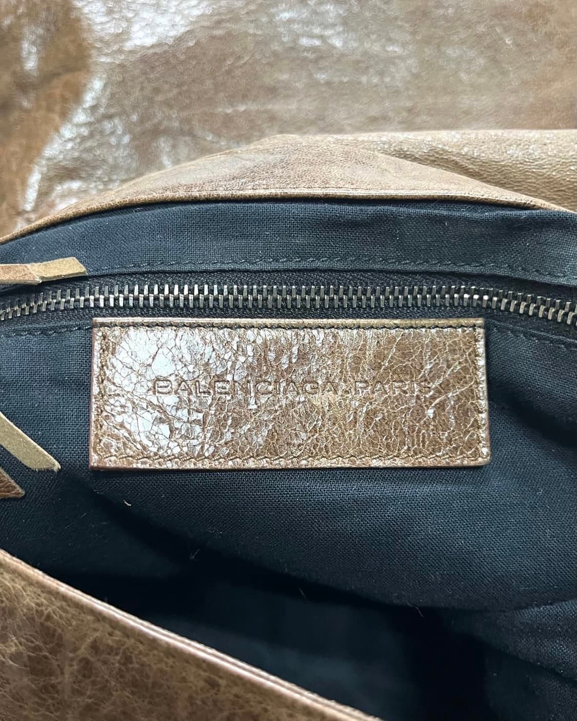 발렌시아가 모터크로스 베사체 크로스백 상품이미지6