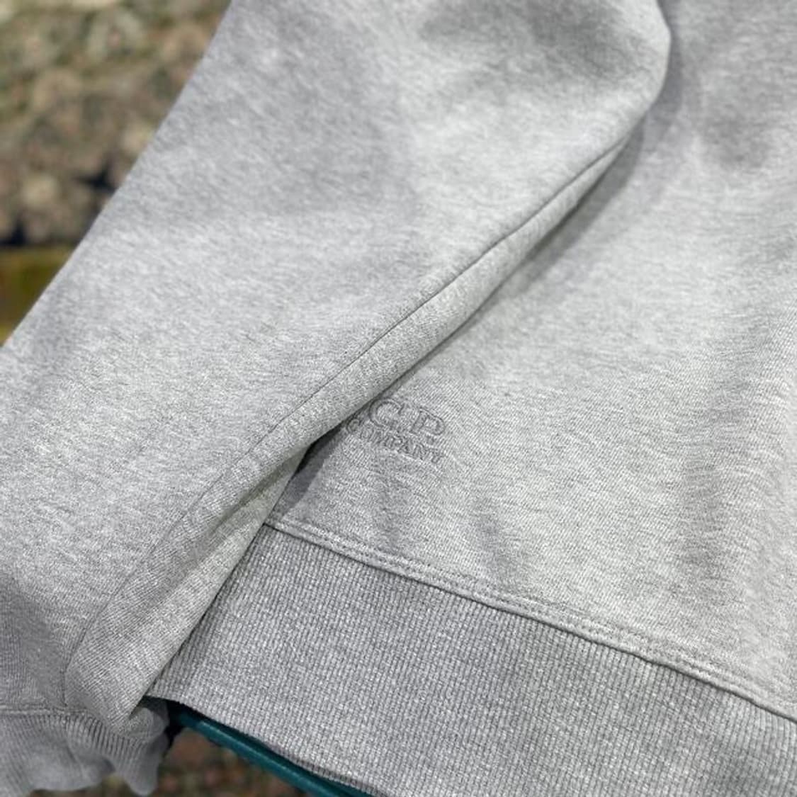 CP컴퍼니 렌즈 패치포켓 맨투맨 (M)  상품이미지4