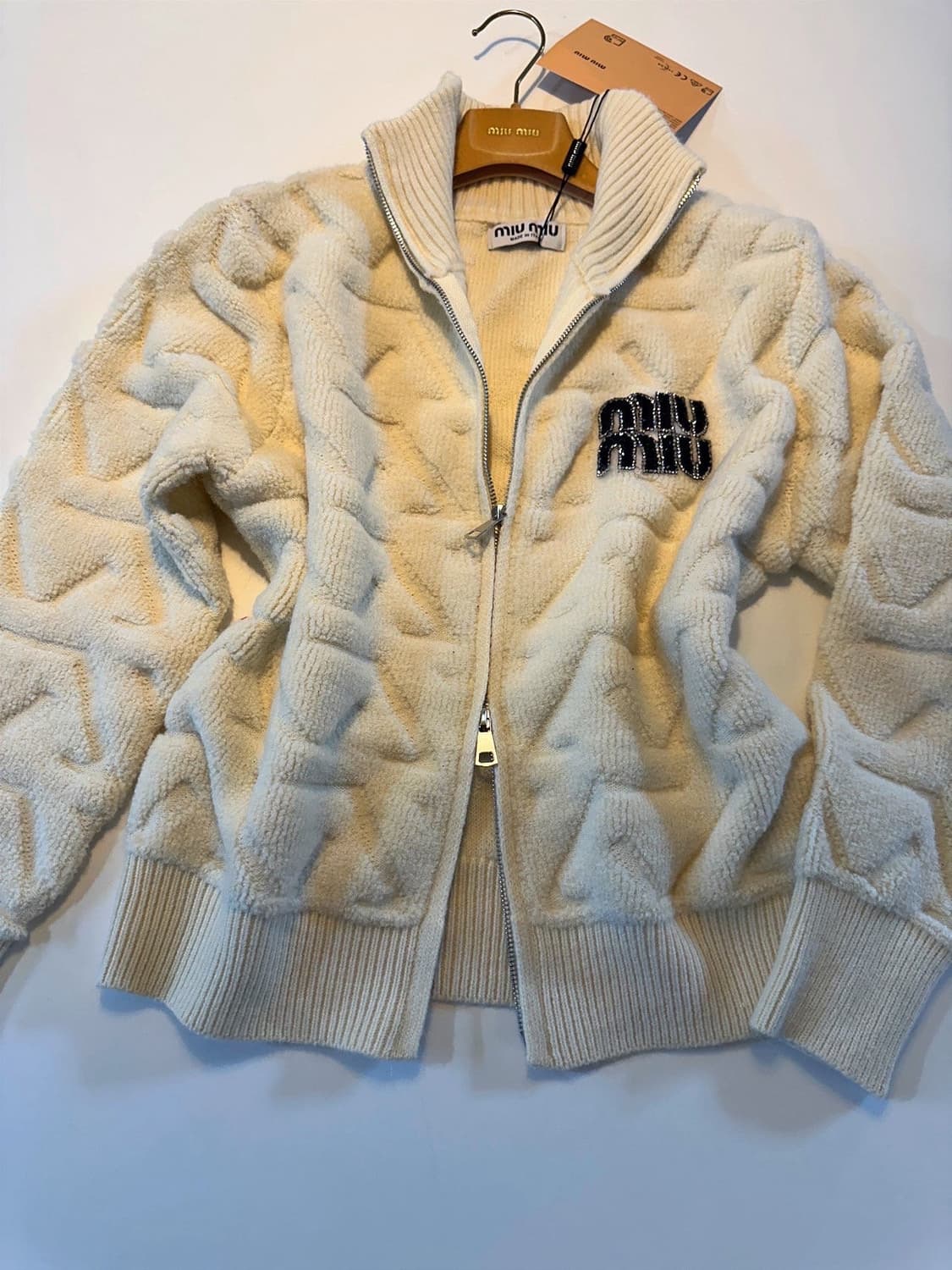 (새상품)미우미우집업 상품이미지2