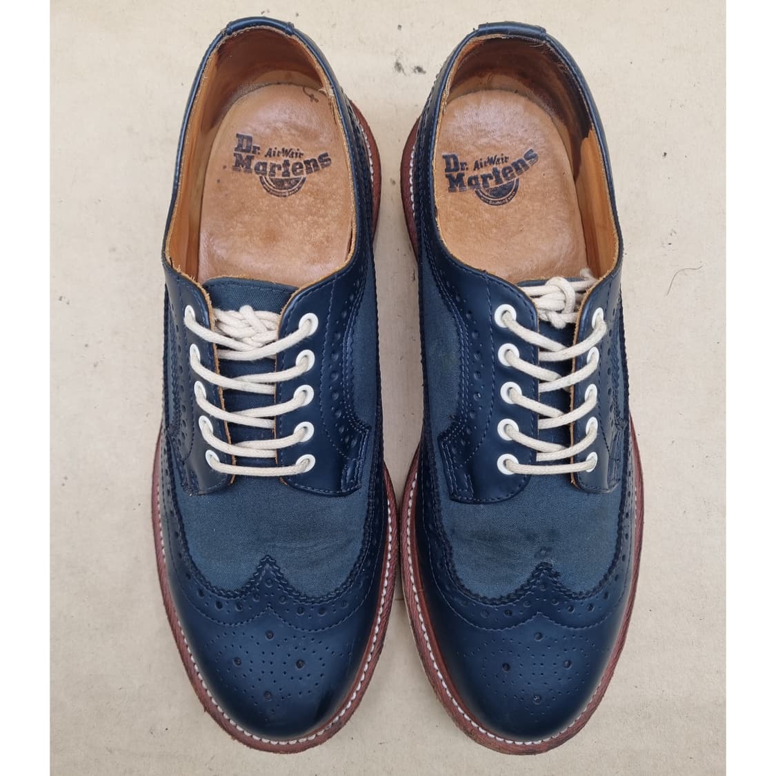 닥터마틴 알프레드 윙팁로퍼 270 상품이미지1