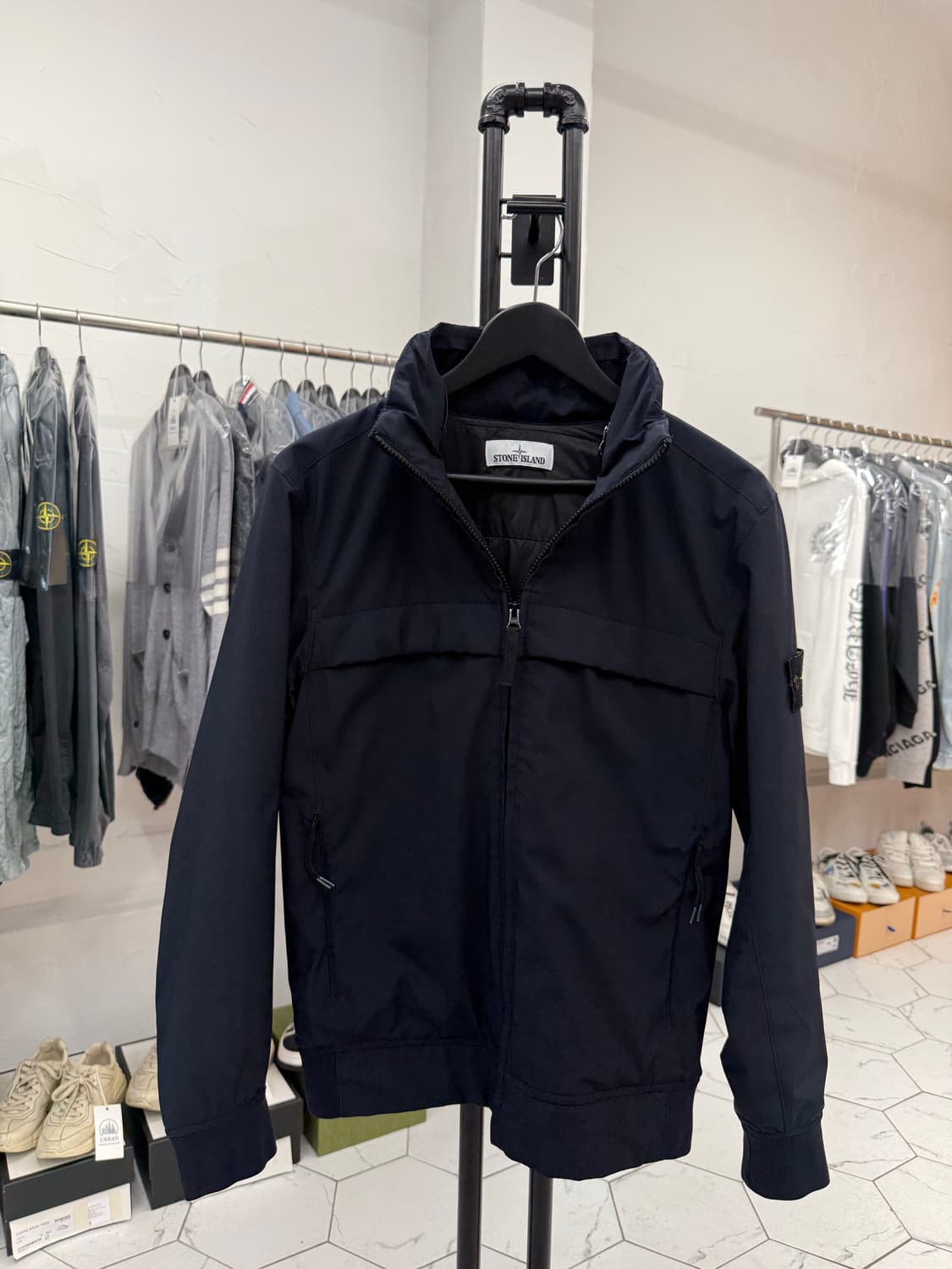 [S] 스톤아일랜드 소프트쉘 프리마로프트 패딩 바람막이 상품이미지1