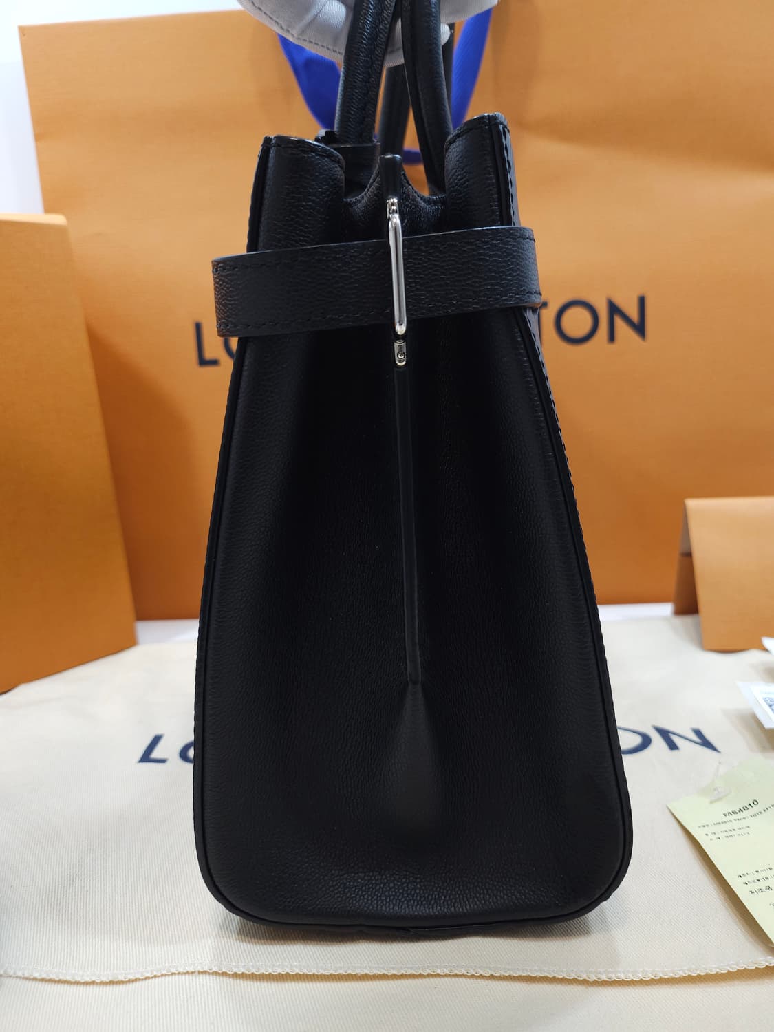 [정품] 루이비통 에삐 트위스트 토트백 M54810 상품이미지3