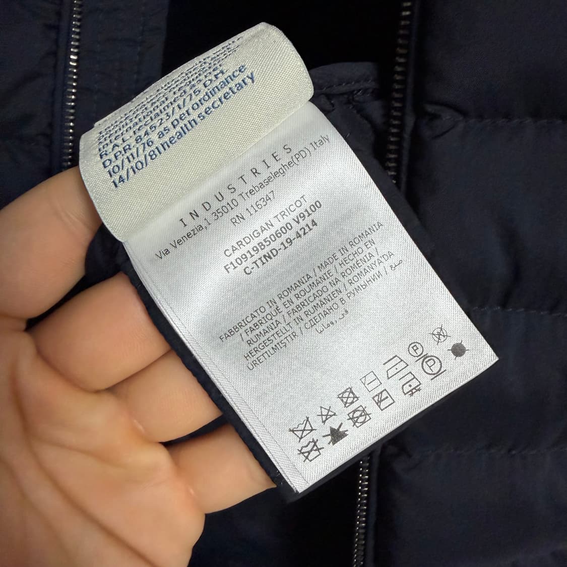 [S+급/M] 몽클레어 니트패딩 김현우 니트패딩 블랙 와펜 상품이미지6