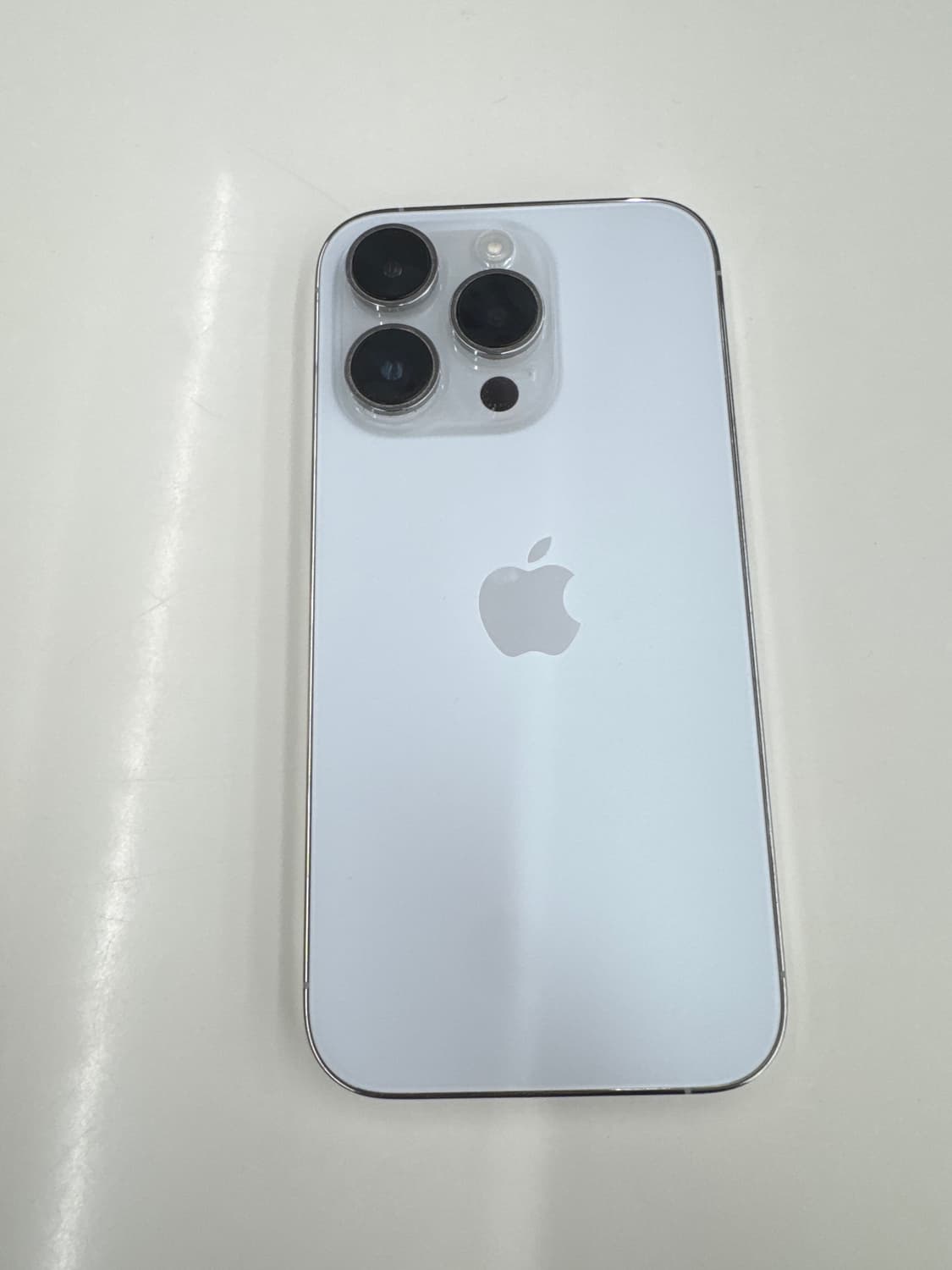 아이폰14프로 화이트 256기가 팝니다. 상품이미지2