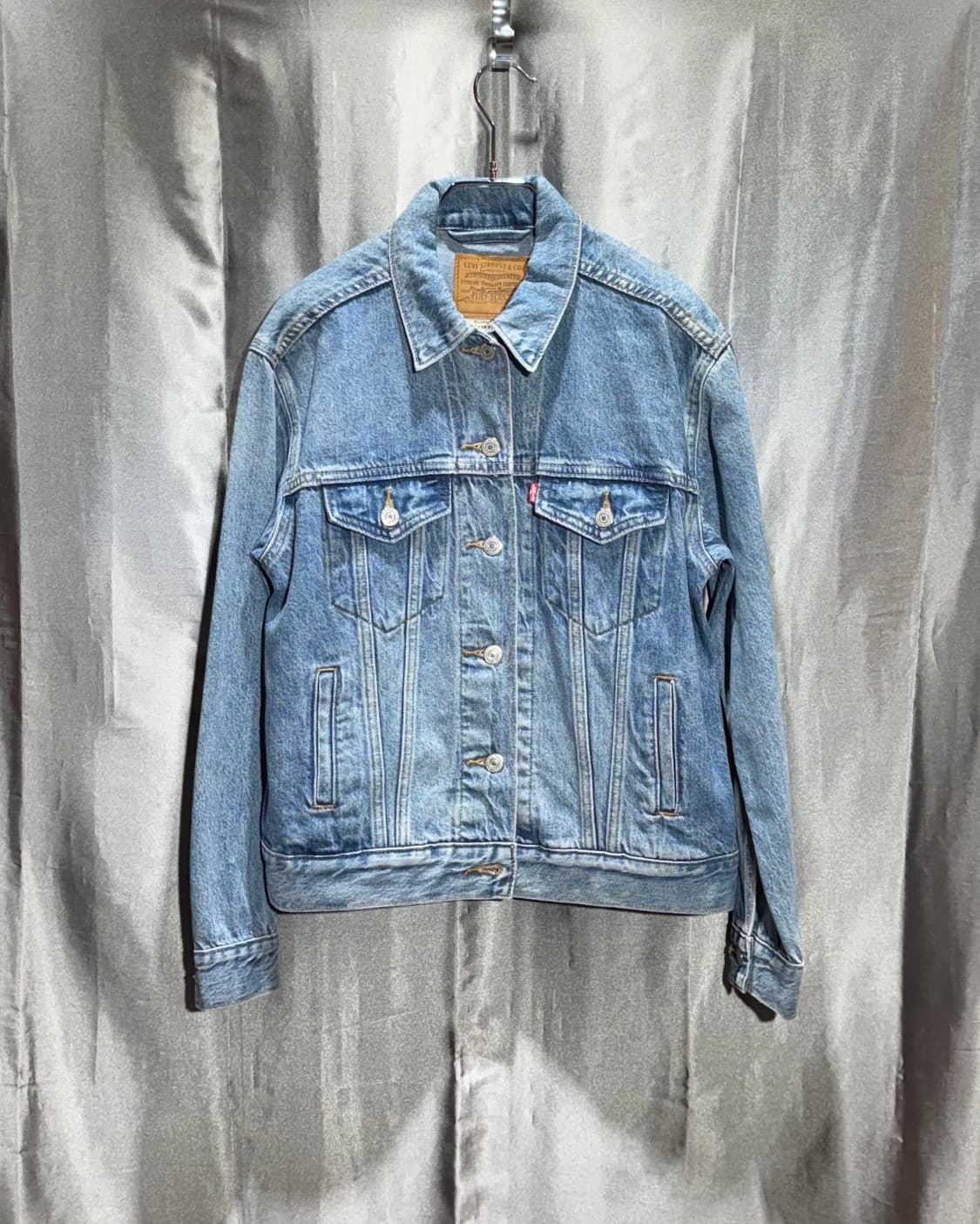 XS 리바이스 프리미엄 투포켓 연청 데님 자켓  상품이미지2