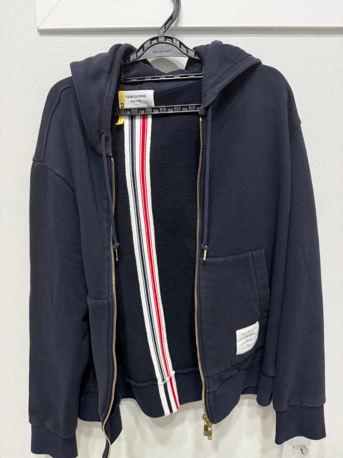 톰브라운 네이비 백삼선 후드집업 2사이즈 상품이미지1
