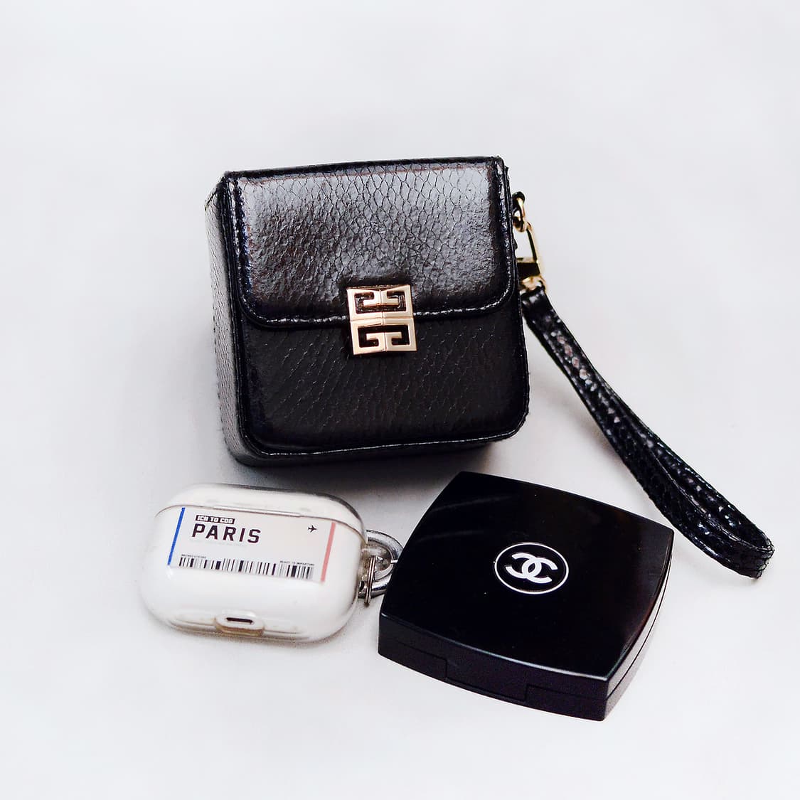 미사용) 지방시 (GIVENCHY) 미니 스퀘어 쿠션 파우치백 상품이미지2