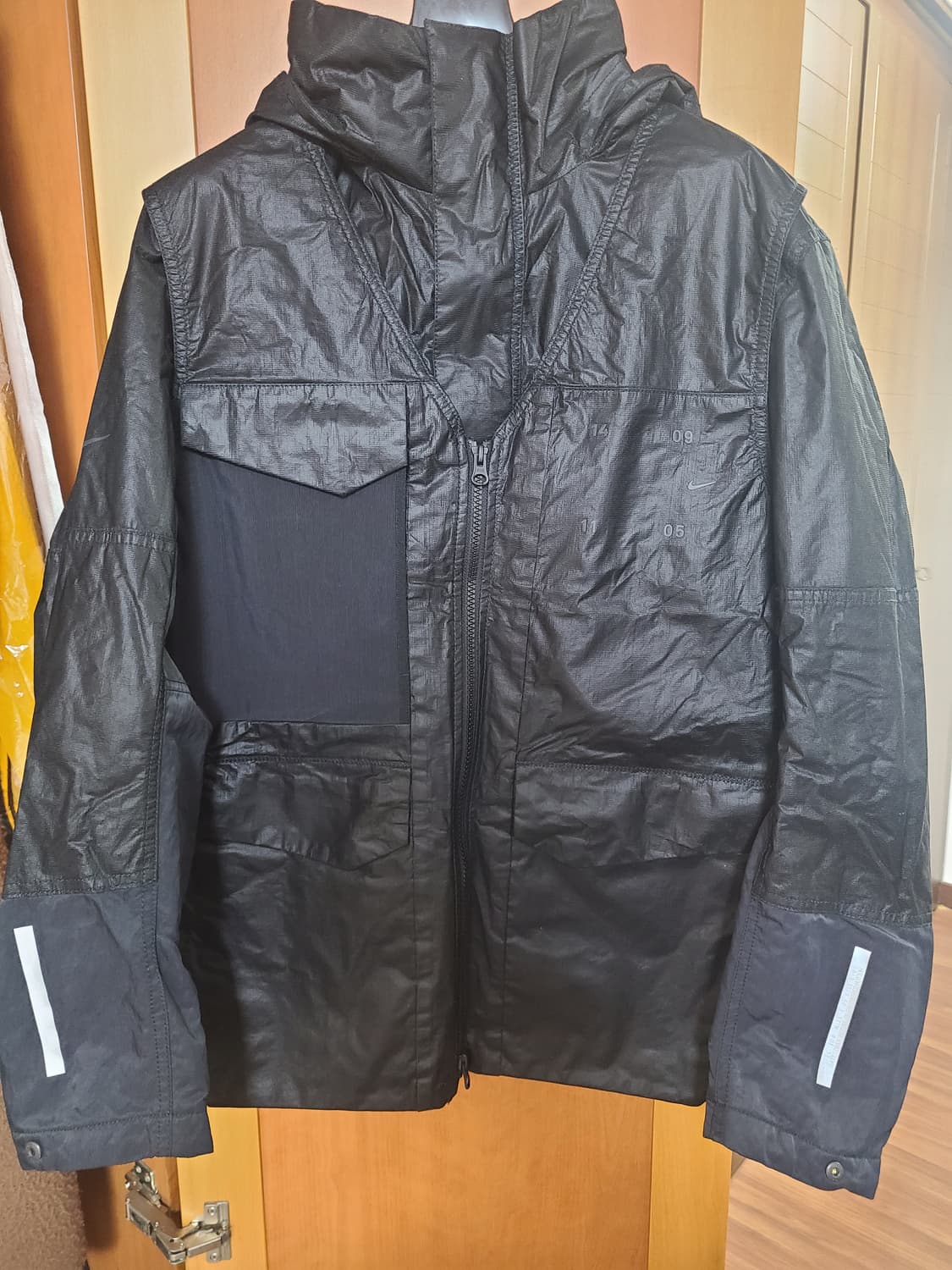 나이키 테크 팩  CK0698-010 합성 필 후디 자켓 상품이미지6