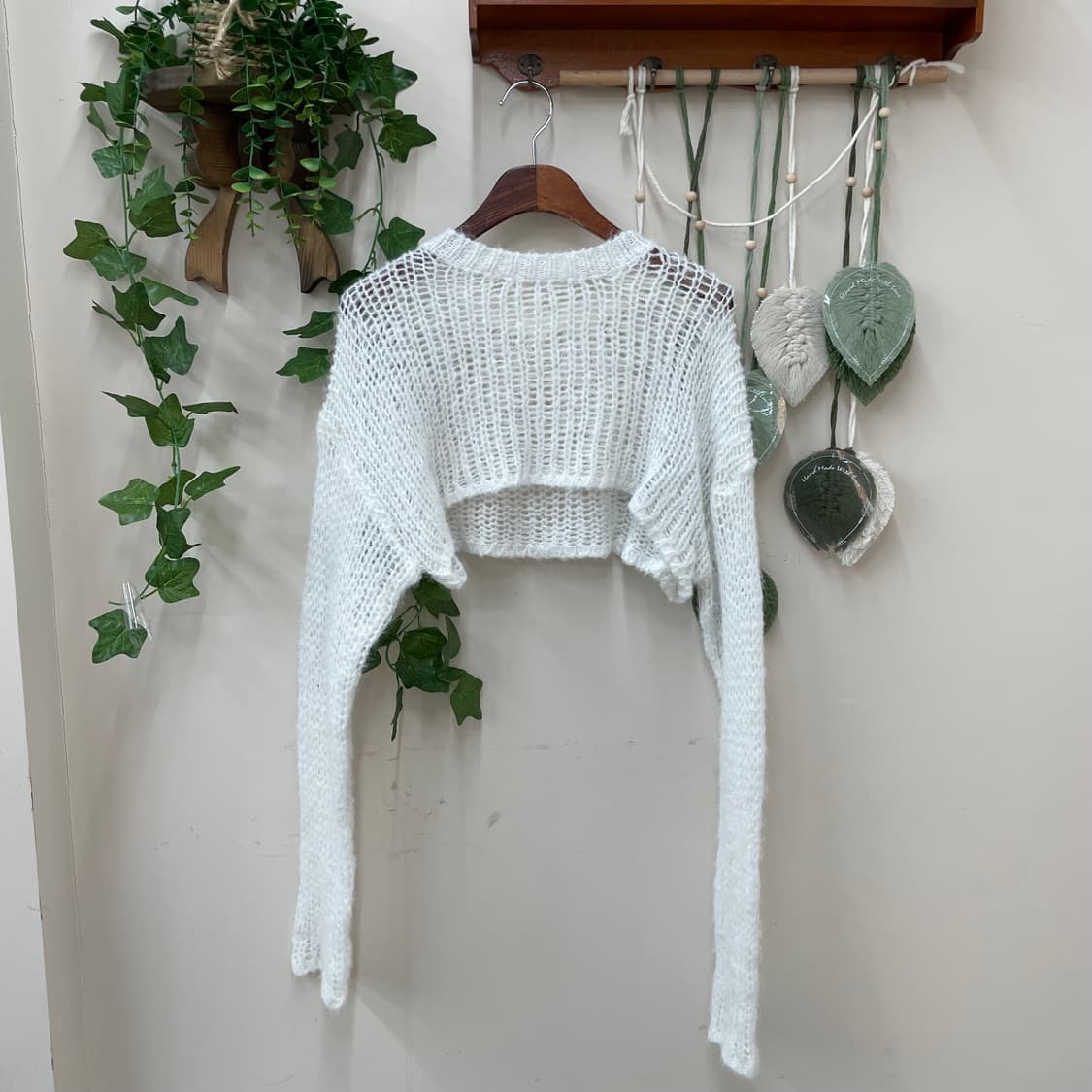 크롭 화이트 긴팔 니트 상품이미지3