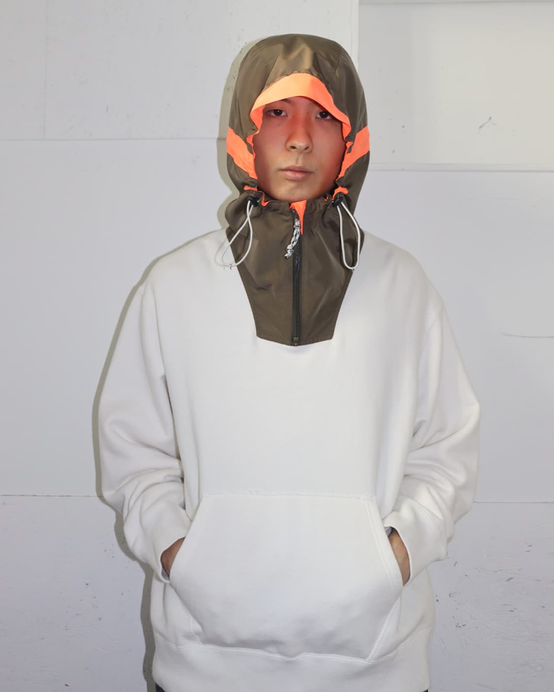 칼라 비콘 20AW 익스클루시브 후디드 풀오버 상품이미지1