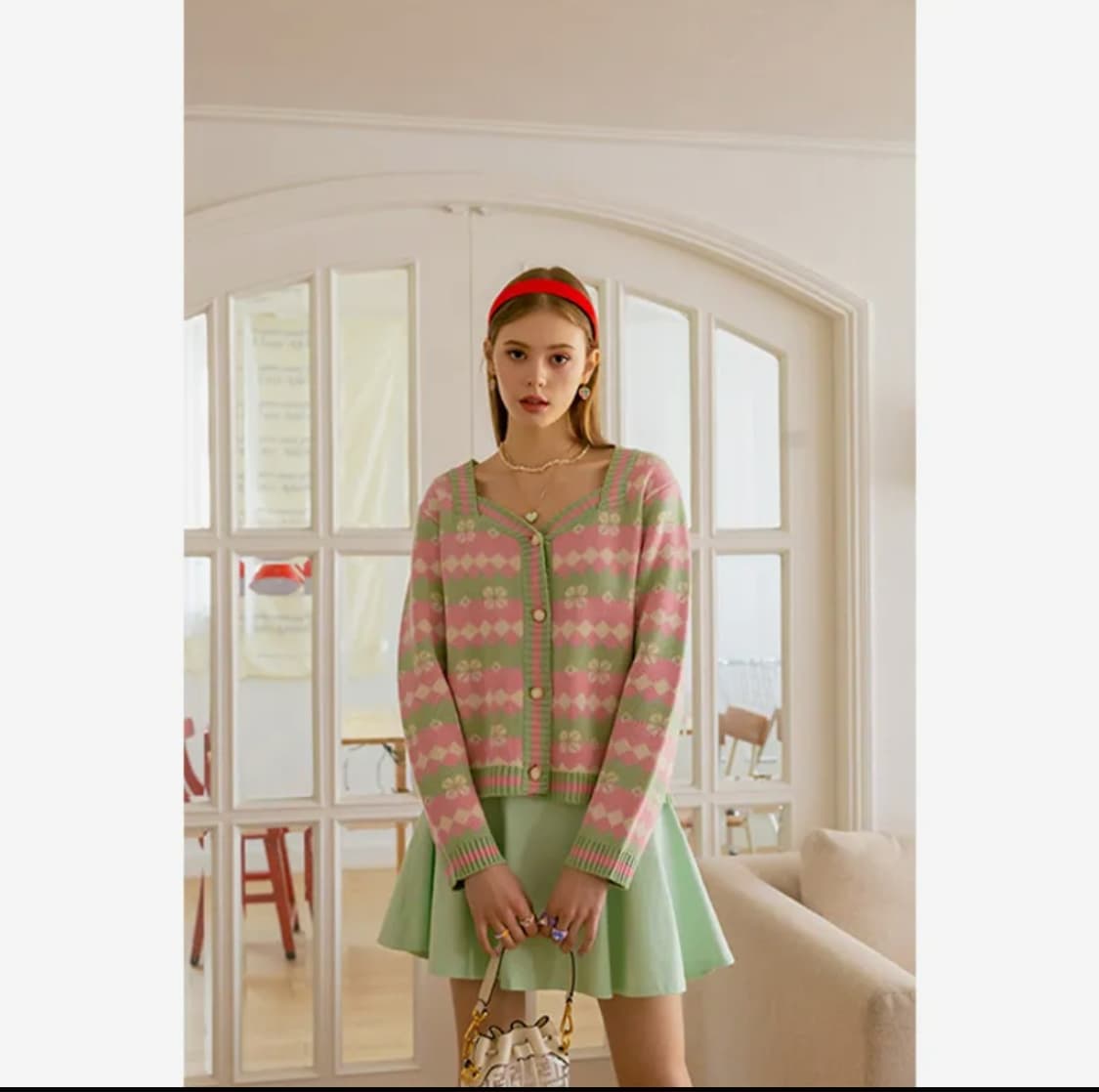 새상품)  라운드트리코 클로버 하트넥 가디건 핑크 free 상품이미지2