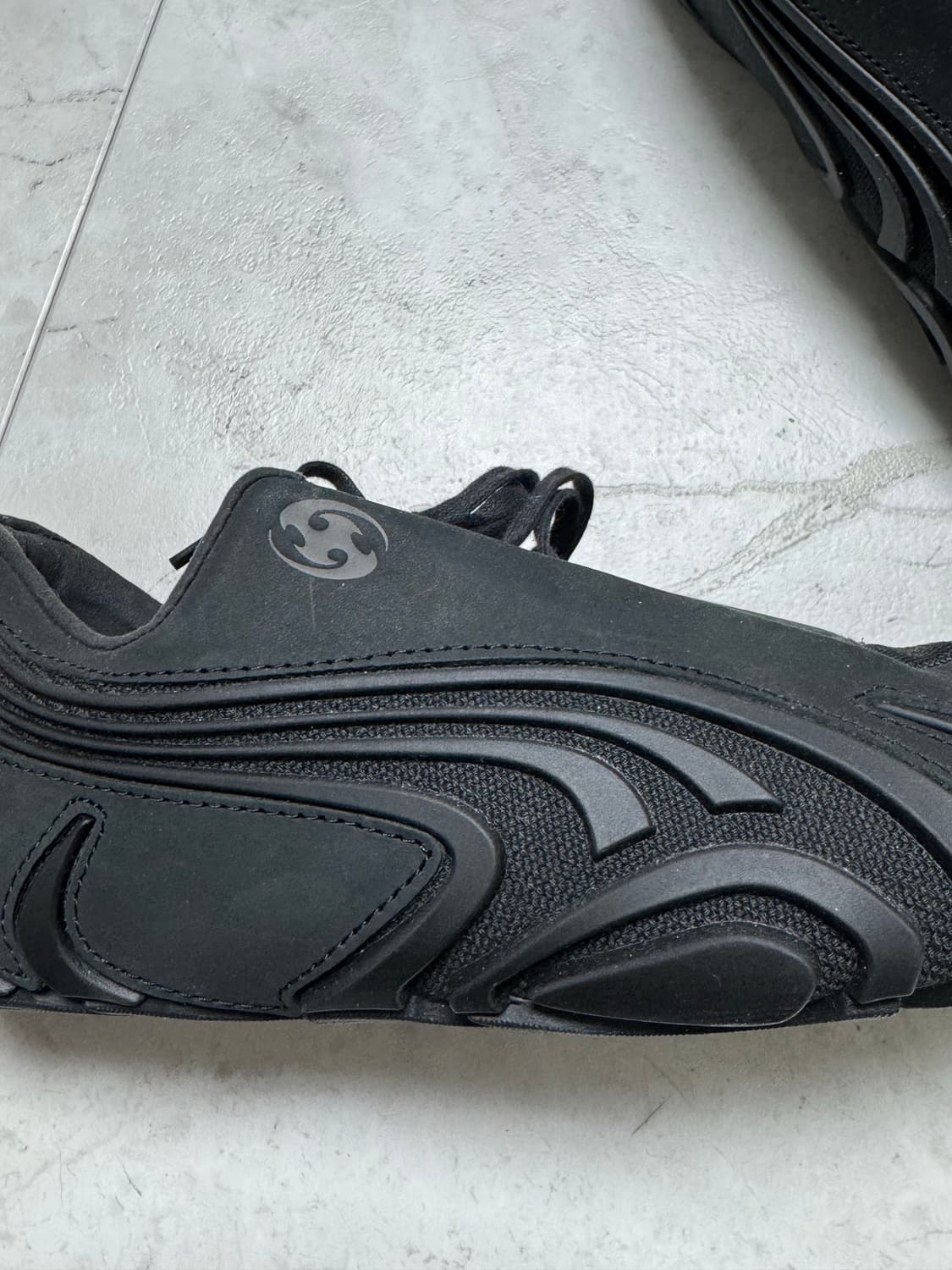 푸마 x 산산기어 탈론 블랙 270 상품이미지4