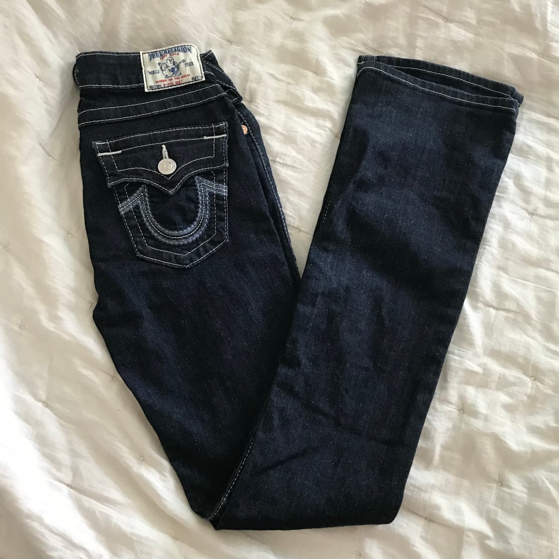 True Religion 트루릴리젼 로우라이즈 부츠컷 생지 바지 상품이미지1