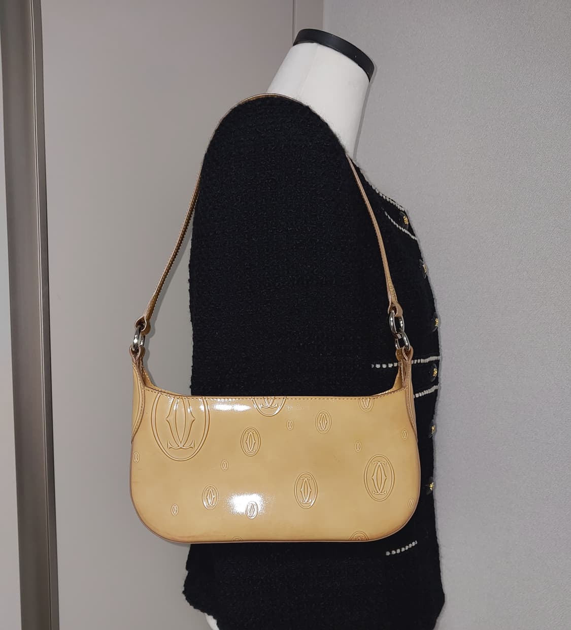 까르띠에 해피버스데이 보르도 레더 숄더백 (정품) 상품이미지1