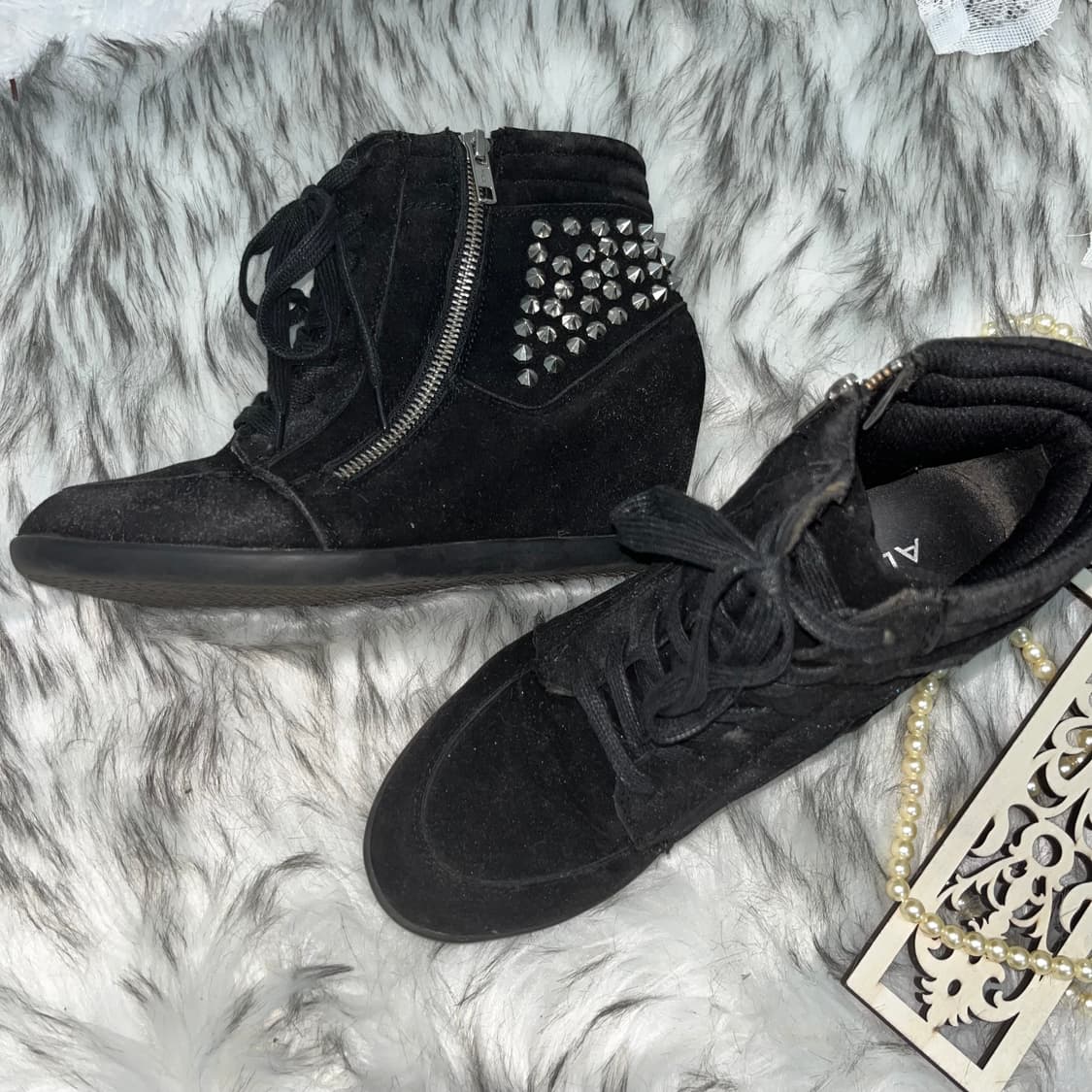 빈티지 스터드 웨지힐 스니커즈 상품이미지4