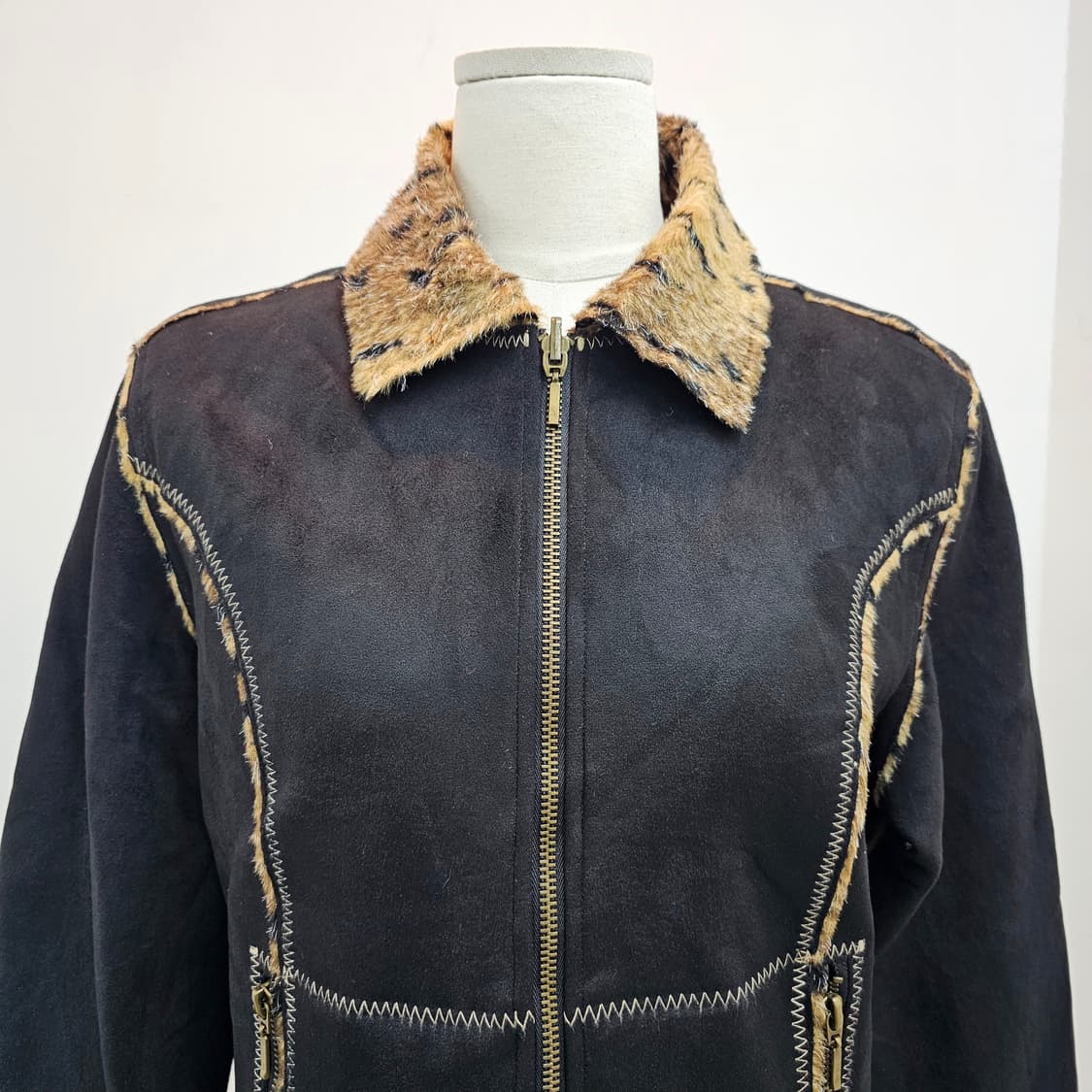 Calispia 리버시블 애니멀 퍼 집업 무스탕 자켓 상품이미지5