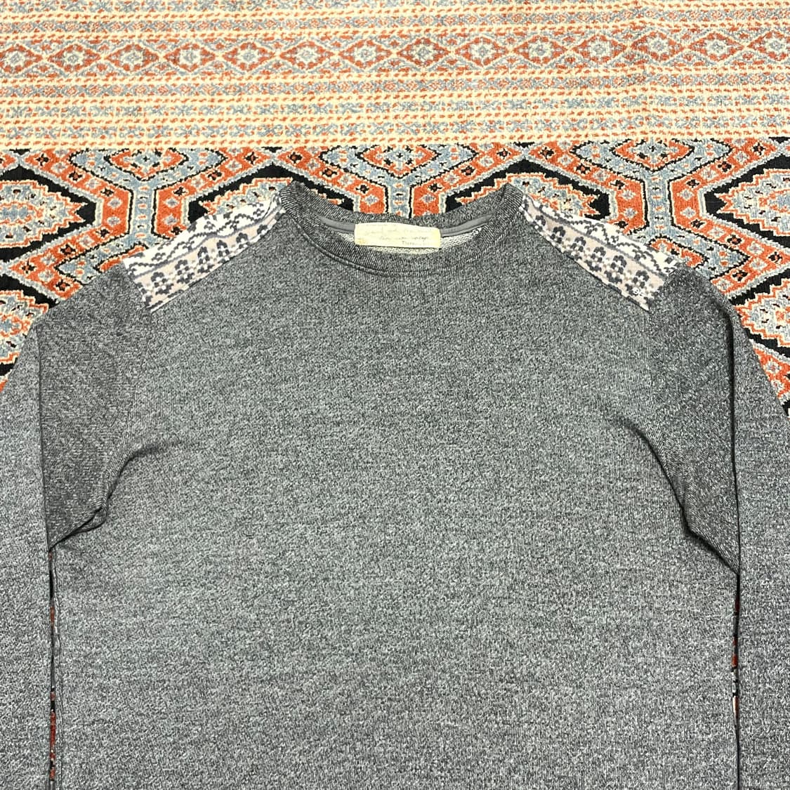 써스데이아일랜드 그레이 맨투맨 여성XL 상품이미지2