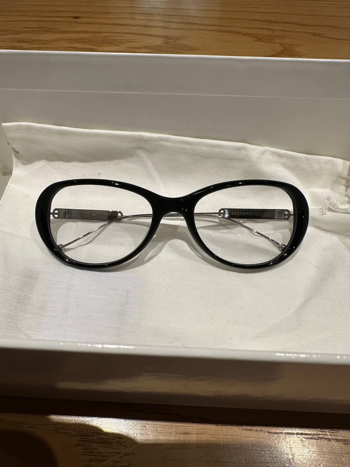 젠틀몬스터 마르지엘라 mm215 미착용 새상품 상품이미지1