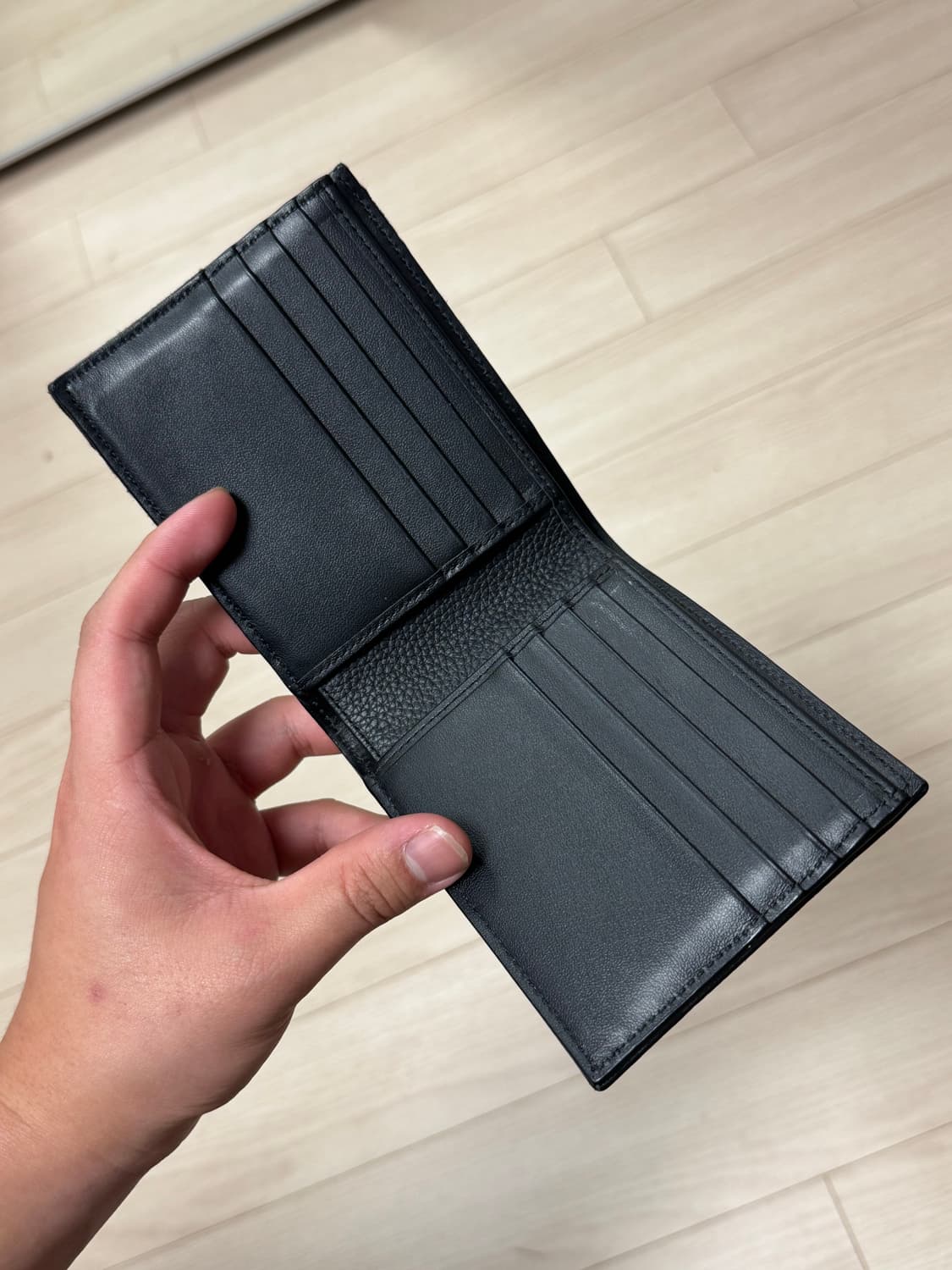 디올 오블리크 새들 컴팩트 반지갑 신형 상품이미지3