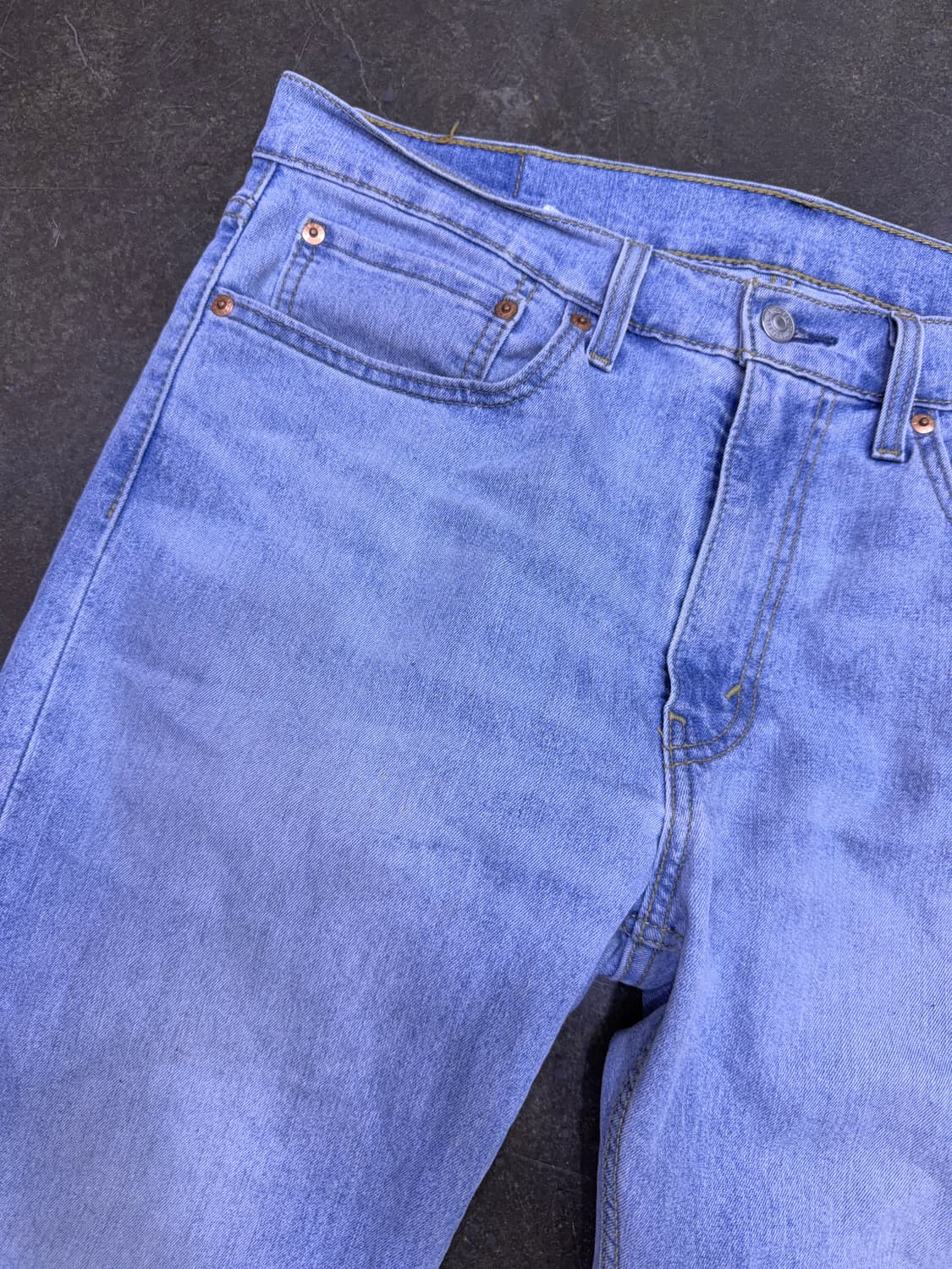 리바이스 502 테이퍼드핏 아이스 워싱 쿨 진 데님팬츠 34 상품이미지4